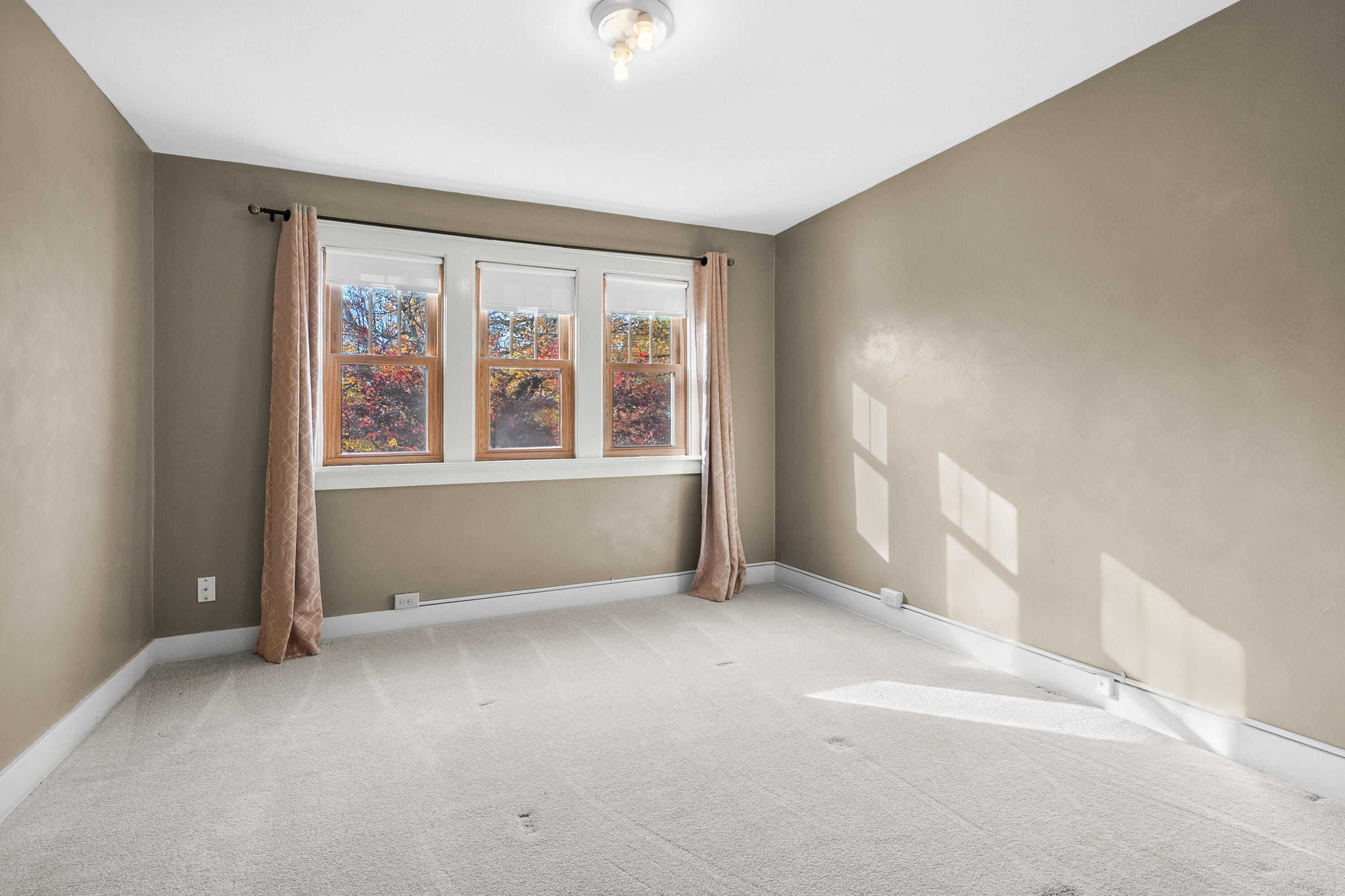 416 Edgemoor Avenue Kalamazoo MI 49001