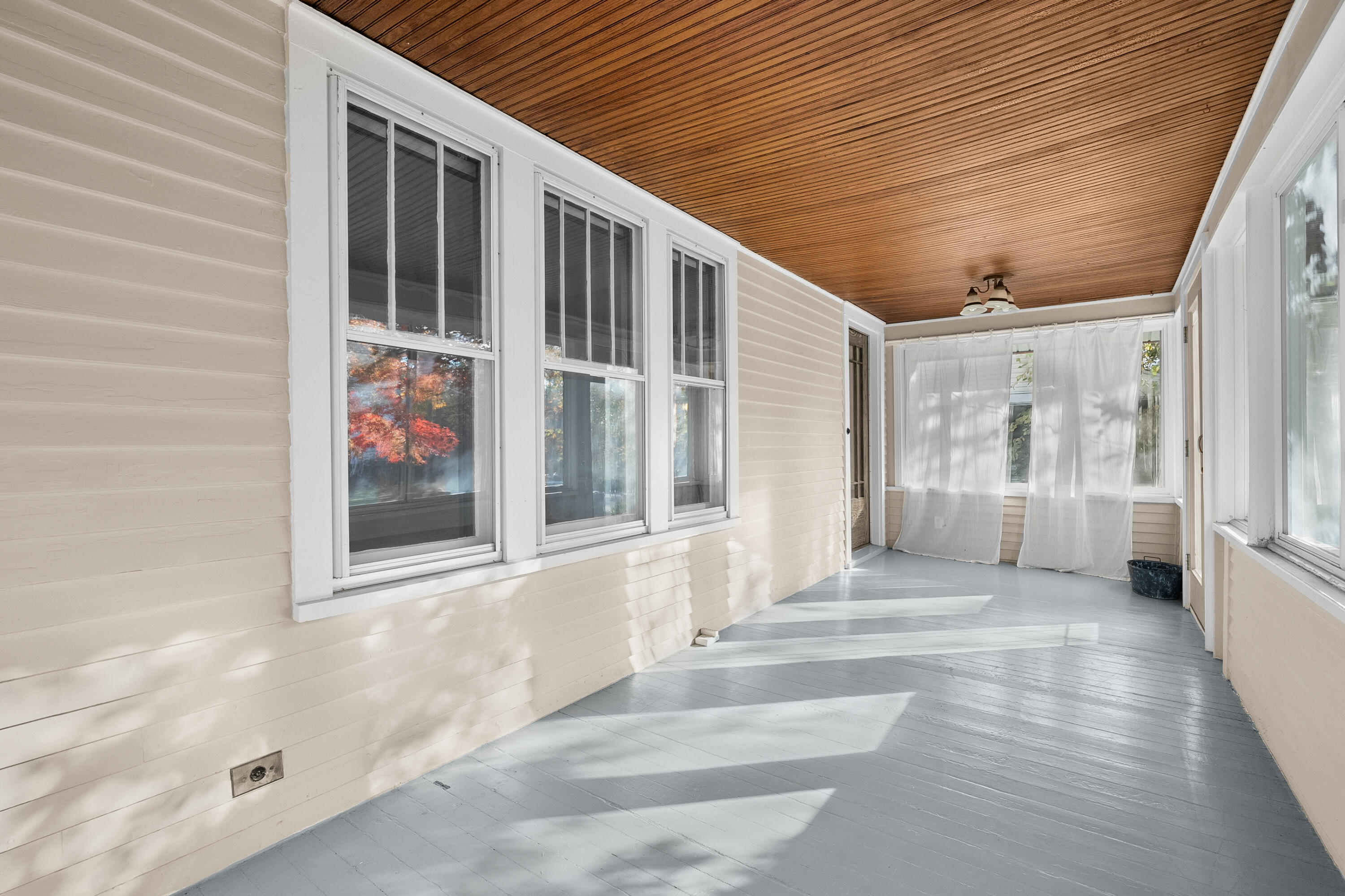 416 Edgemoor Avenue Kalamazoo MI 49001