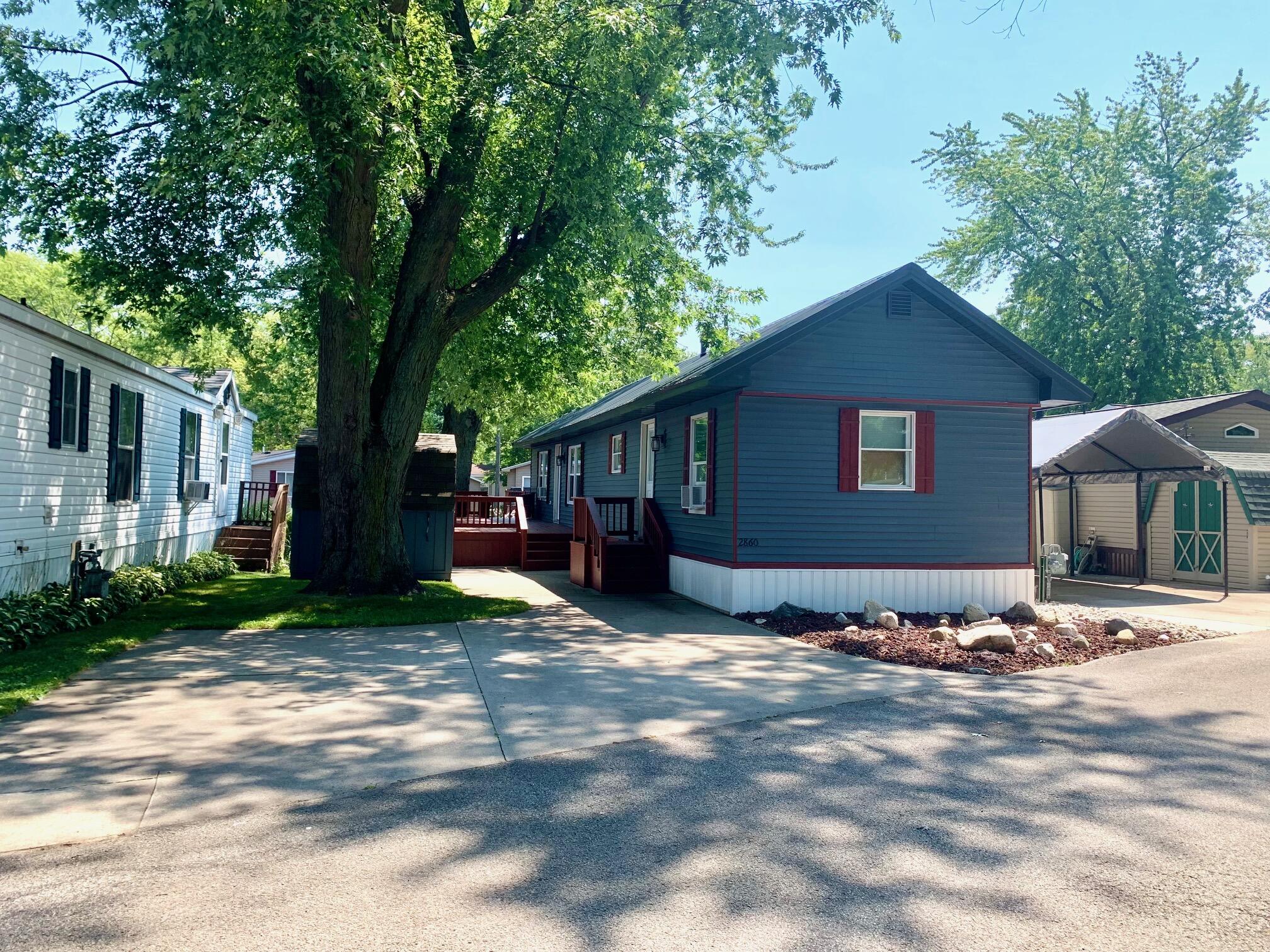 2860 N Tamarac Drive Ludington MI 49431