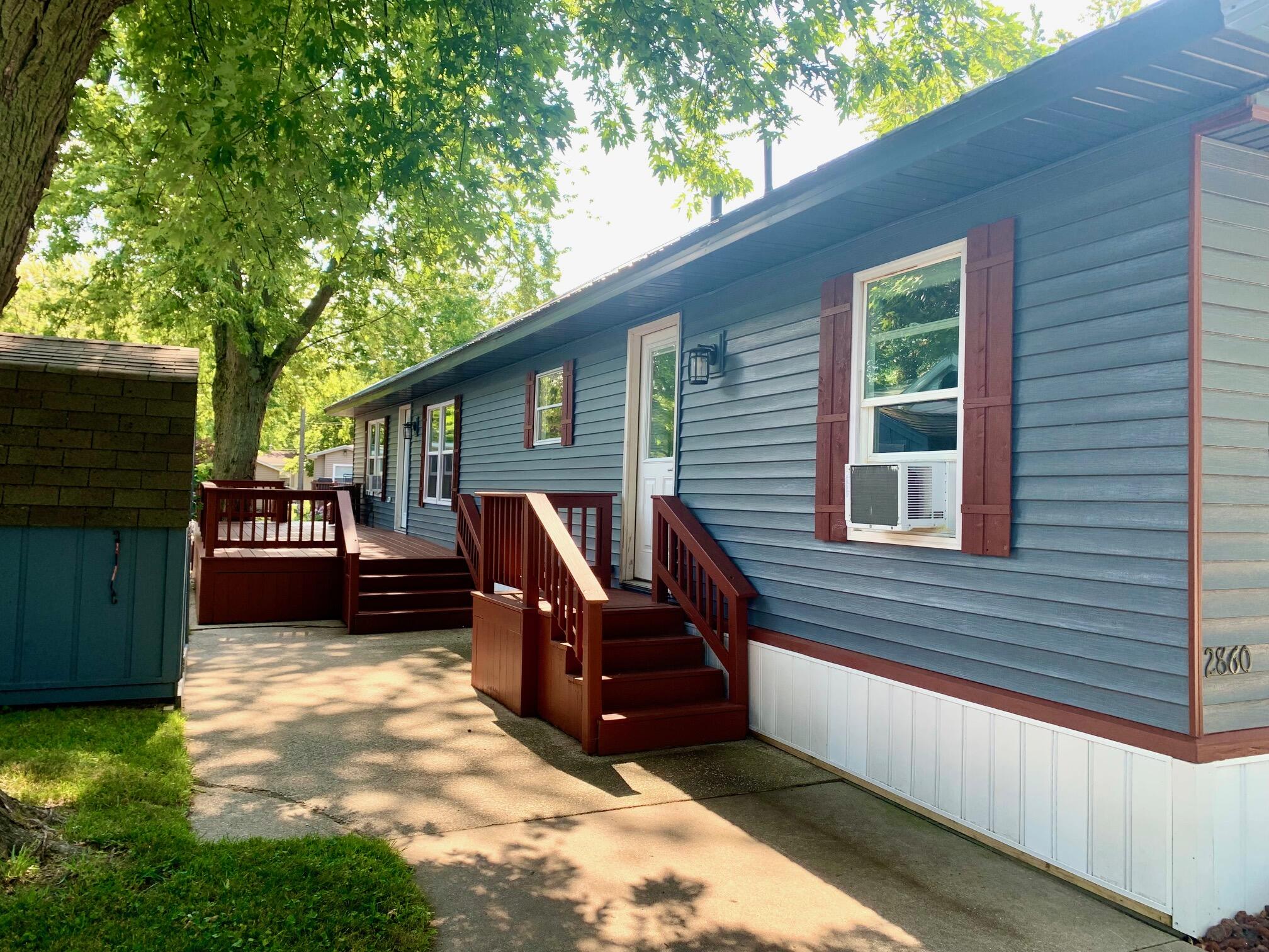 2860 N Tamarac Drive Ludington MI 49431