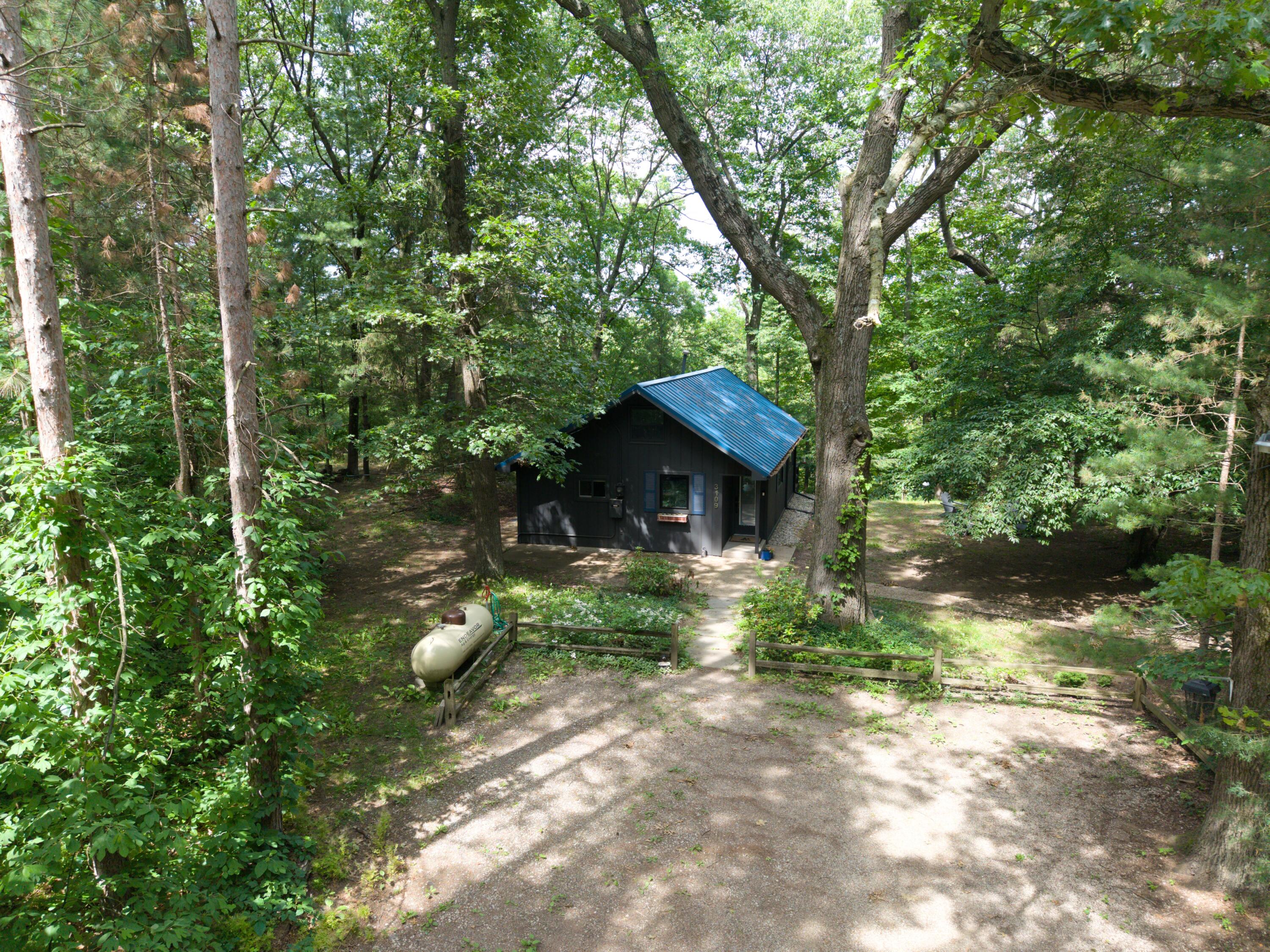 3109 River Bend Trail Fennville MI 49408