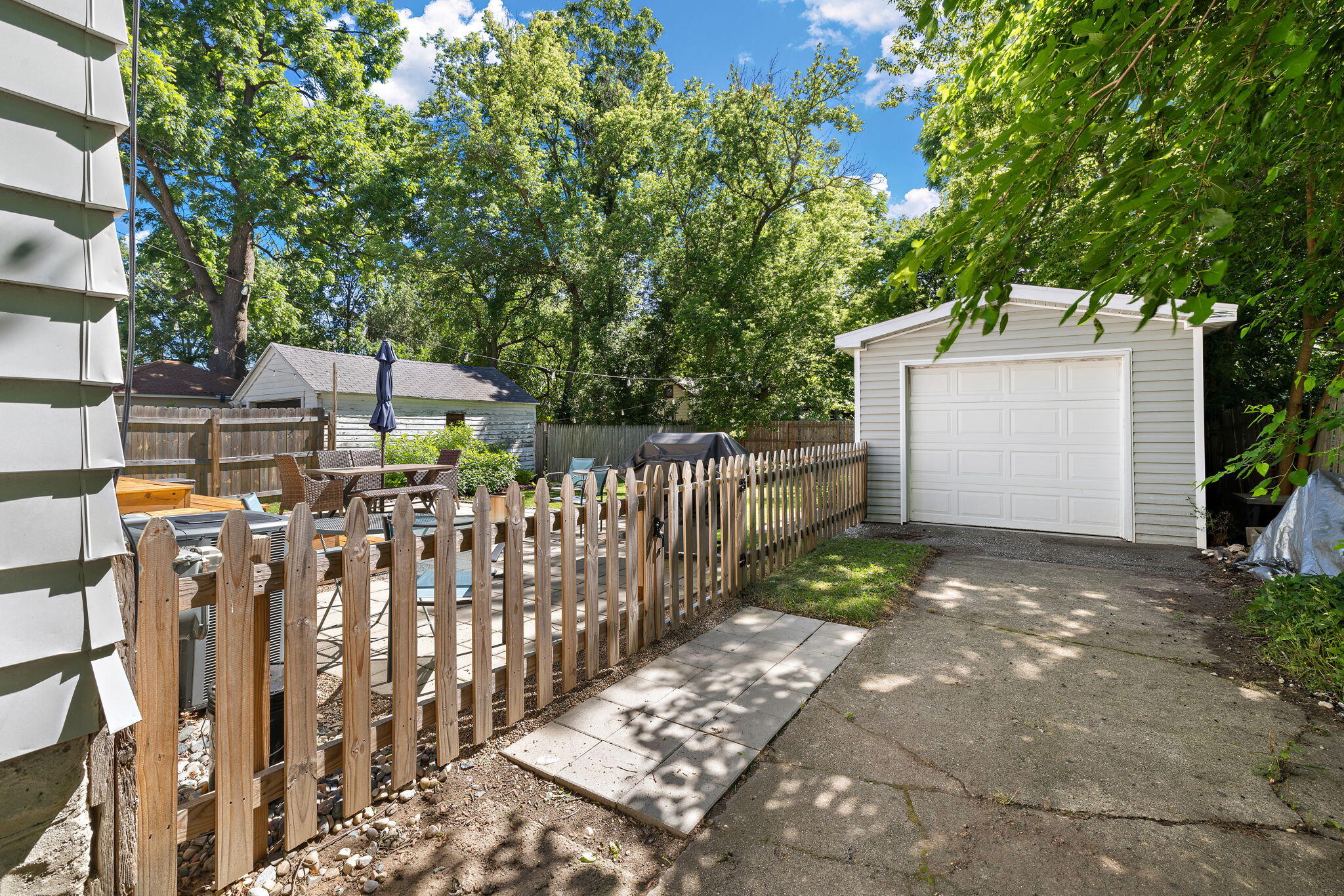 1224 Edith NE Grand Rapids MI 49505