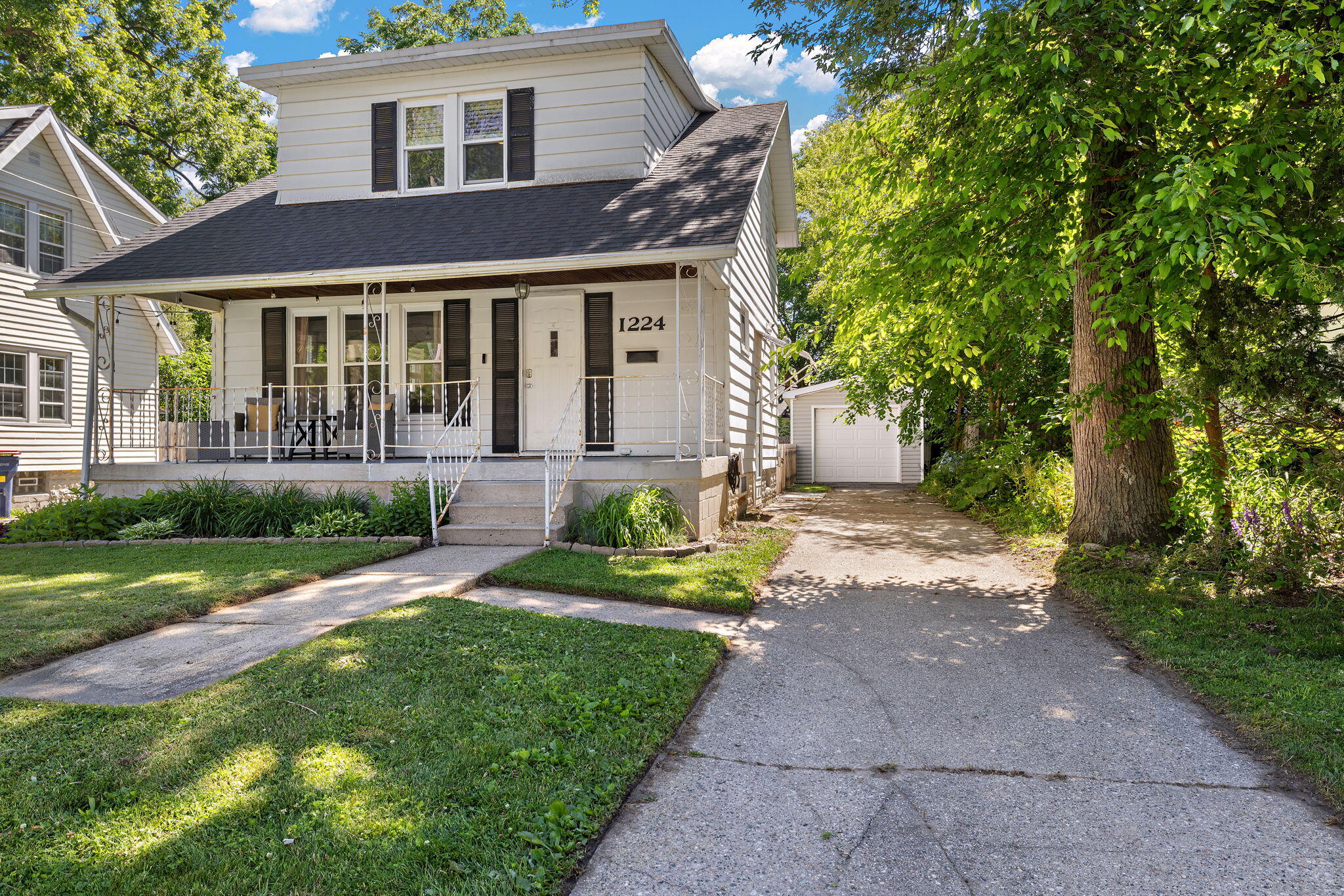 1224 Edith NE Grand Rapids MI 49505