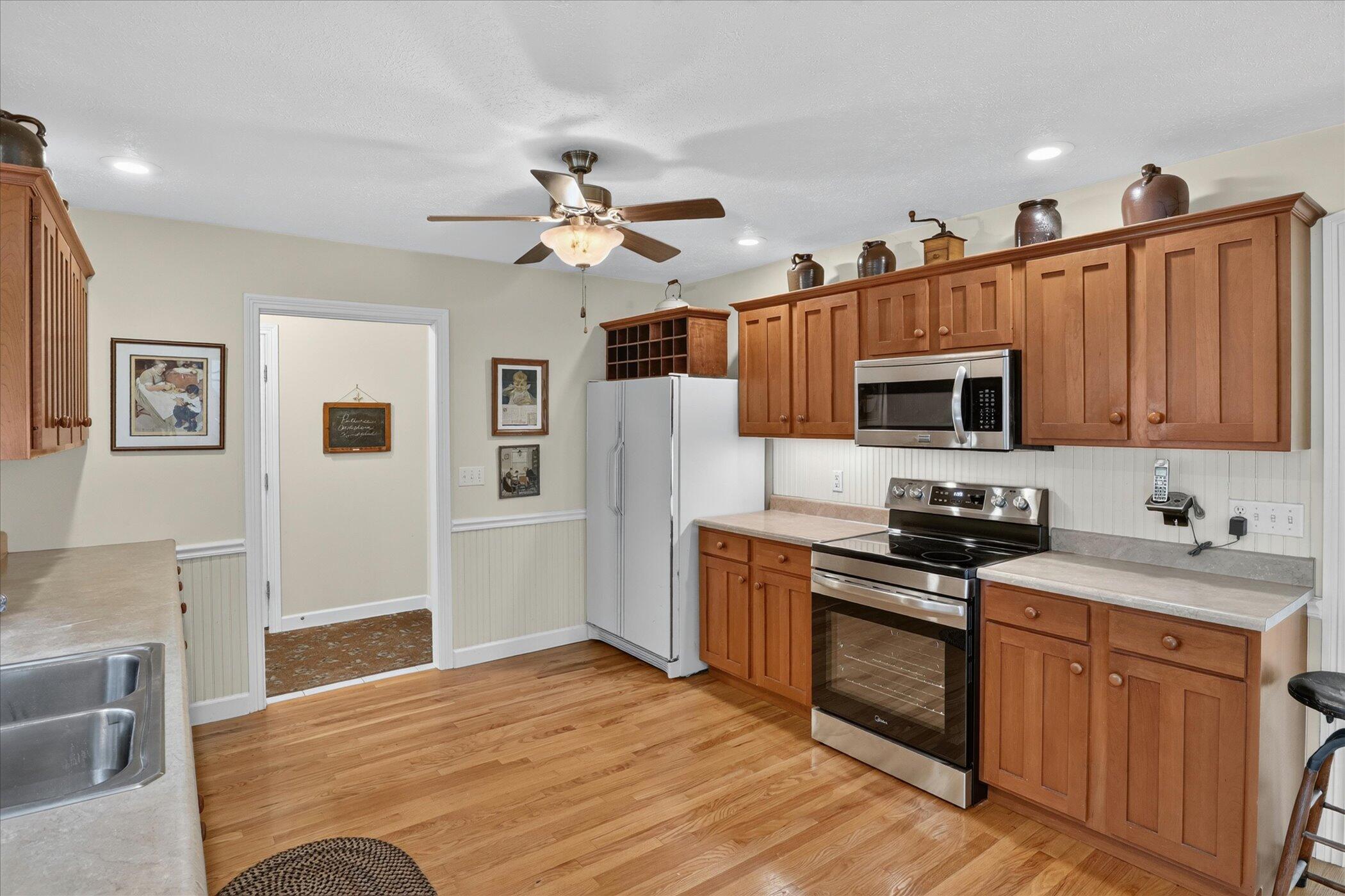 25464 Joelle Court Edwardsburg MI 49112