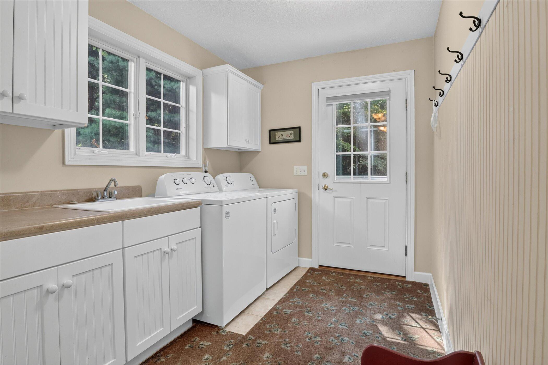25464 Joelle Court Edwardsburg MI 49112