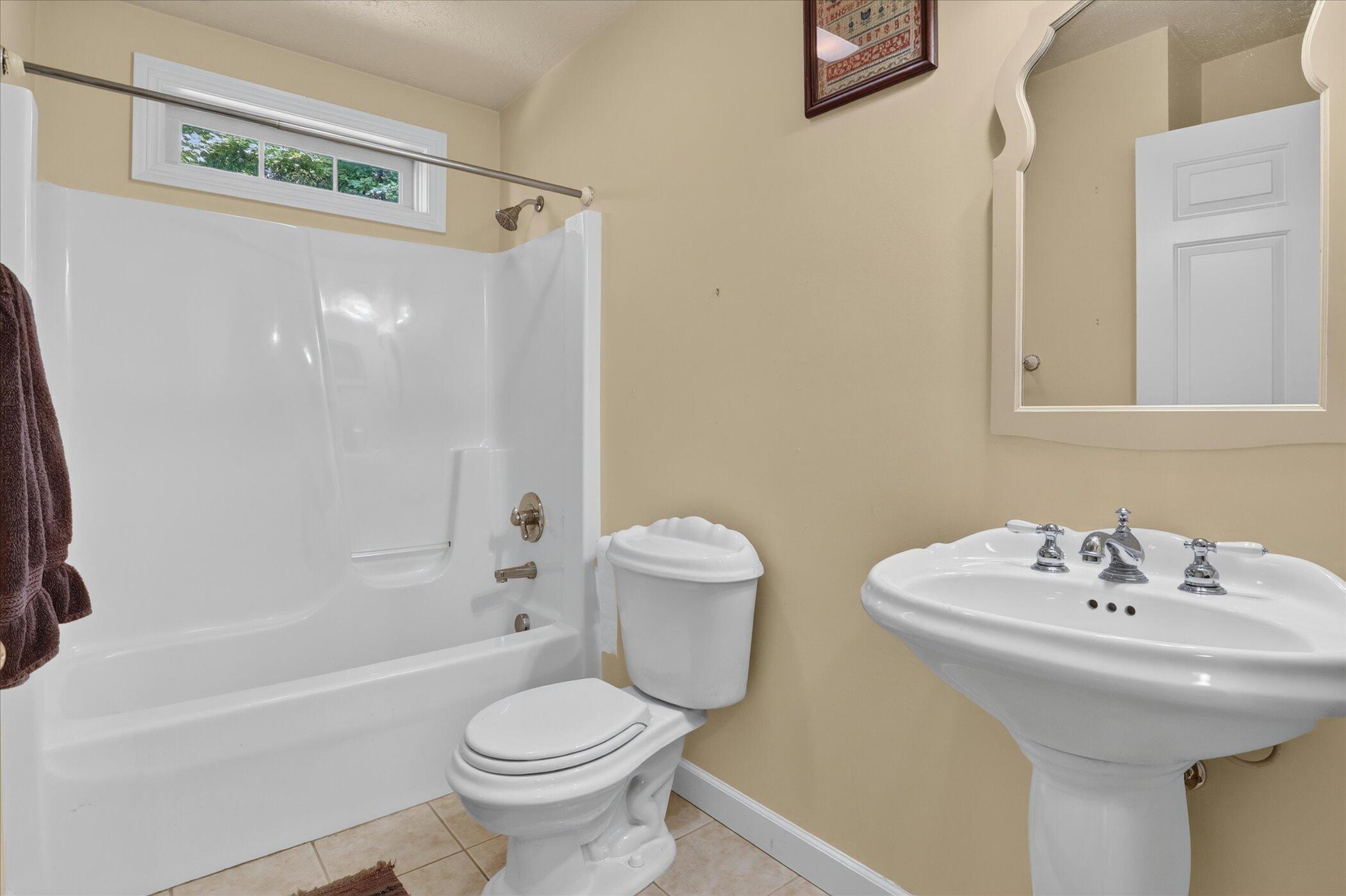 25464 Joelle Court Edwardsburg MI 49112