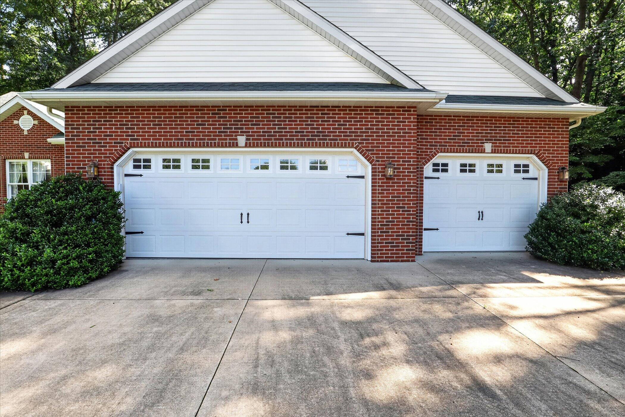 25464 Joelle Court Edwardsburg MI 49112