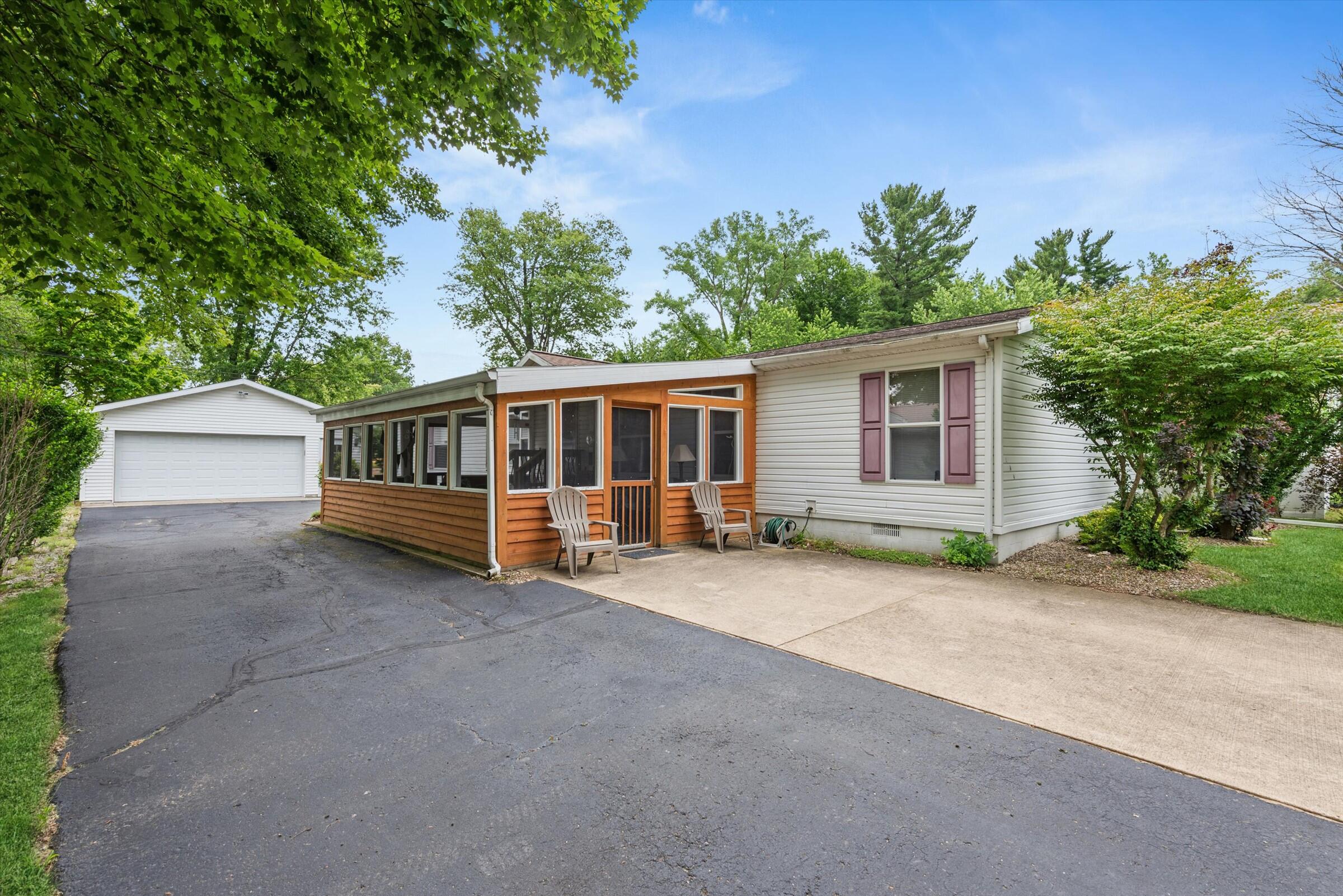 227 S Jameson Street New Buffalo MI 49117
