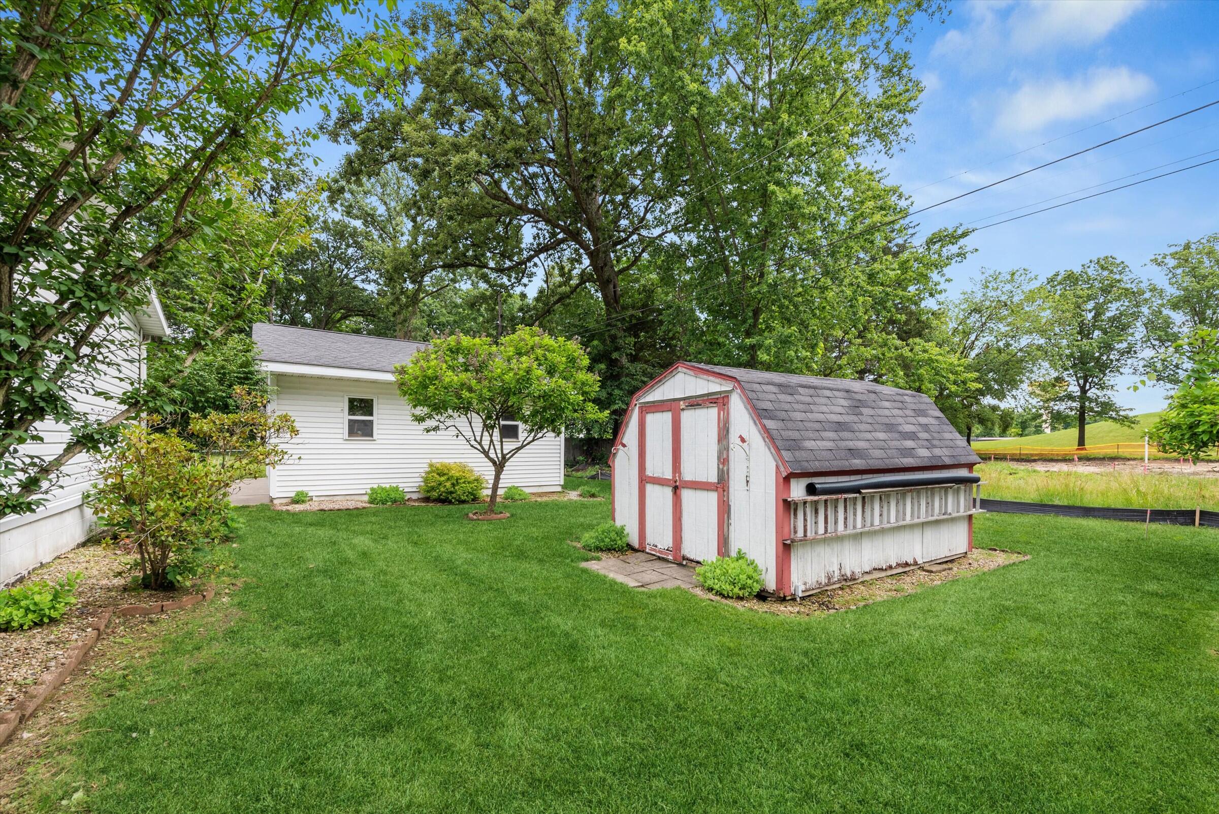 227 S Jameson Street New Buffalo MI 49117
