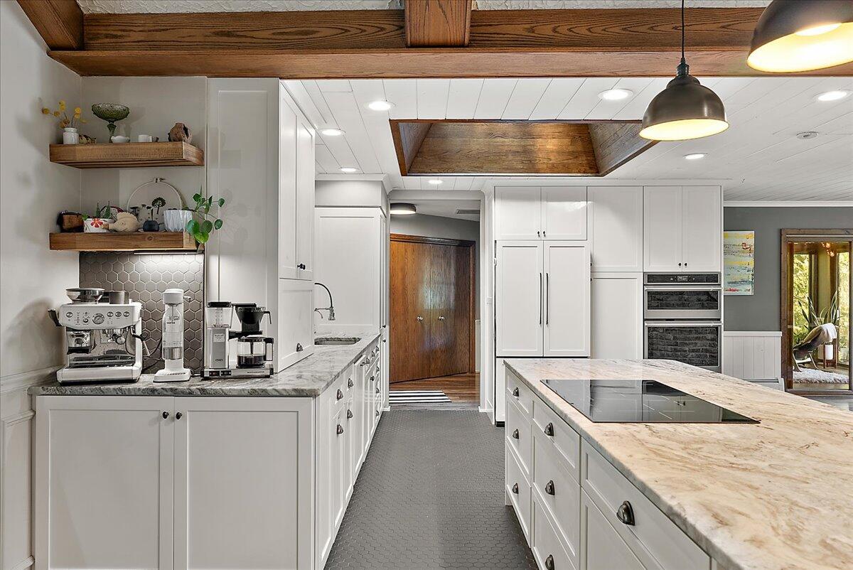 955 Kenwood Drive Holland MI 49423