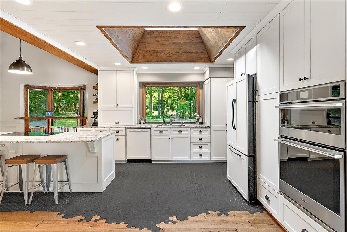 955 Kenwood Drive Holland MI 49423