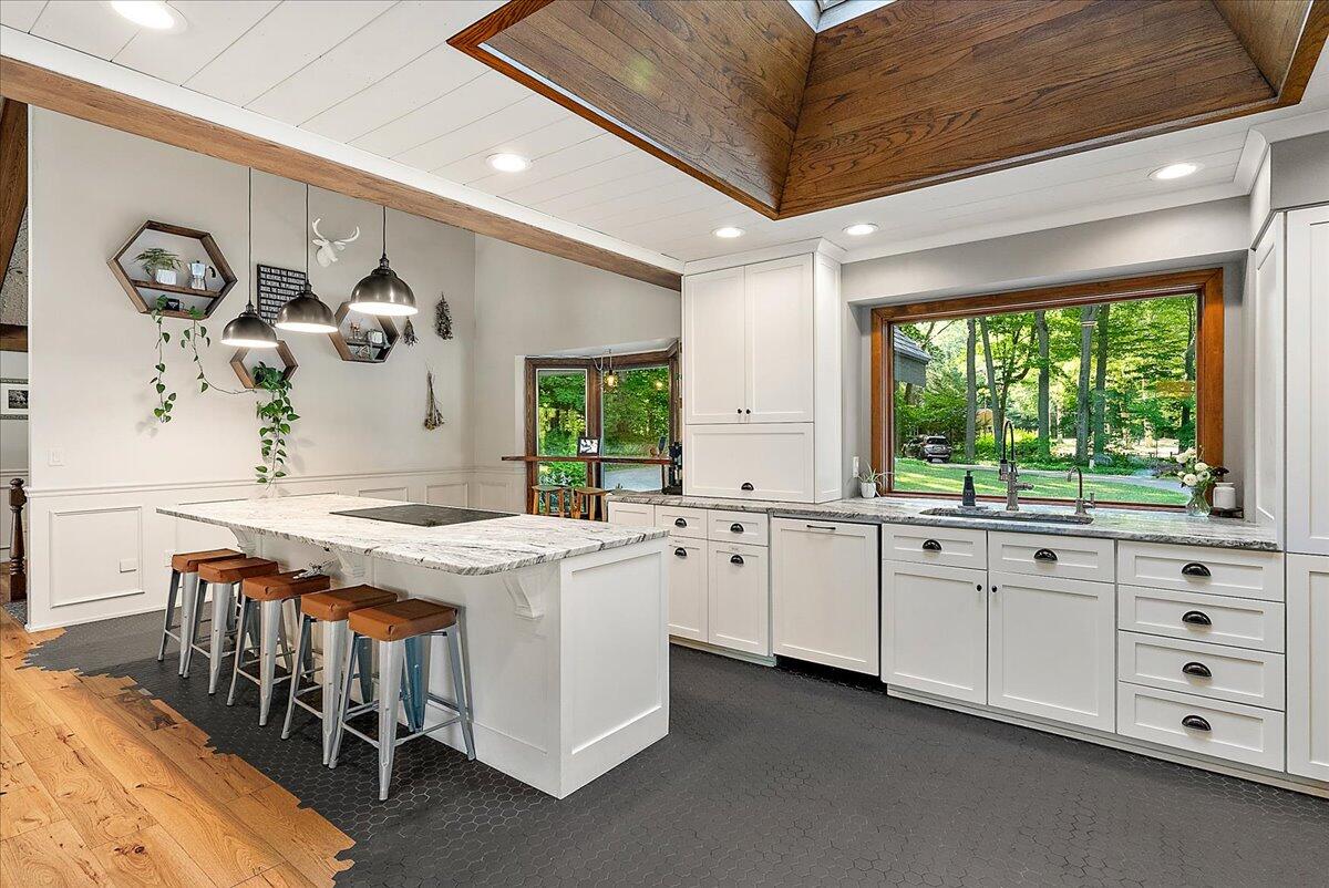 955 Kenwood Drive Holland MI 49423