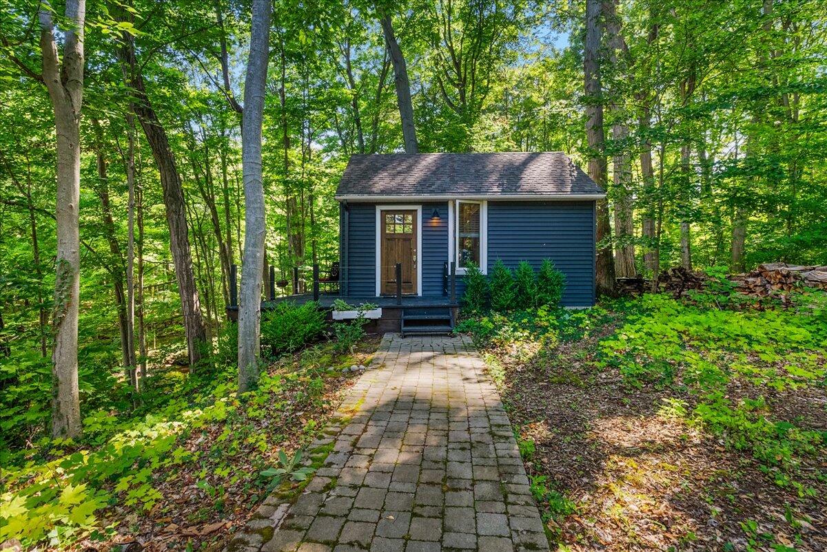 955 Kenwood Drive Holland MI 49423