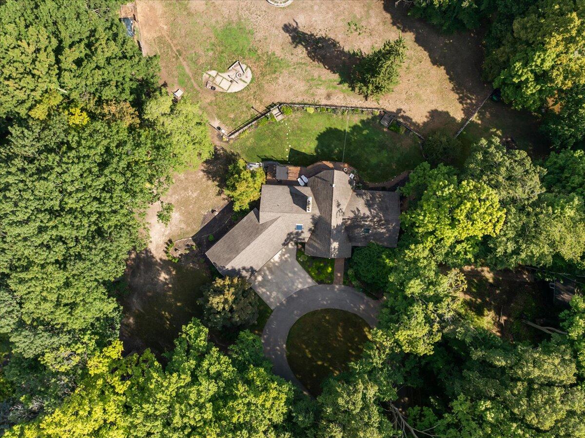 955 Kenwood Drive Holland MI 49423