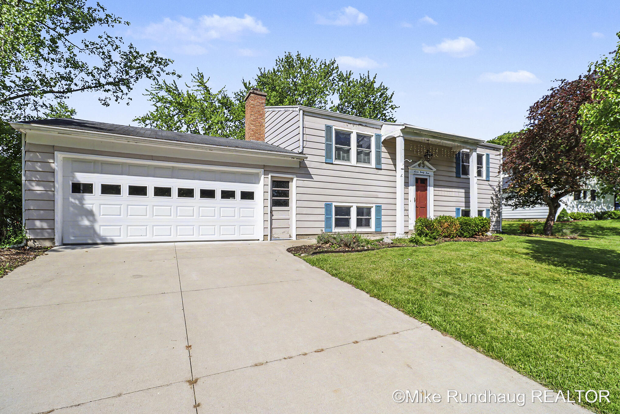 723 Marbury SE Ada MI 49301
