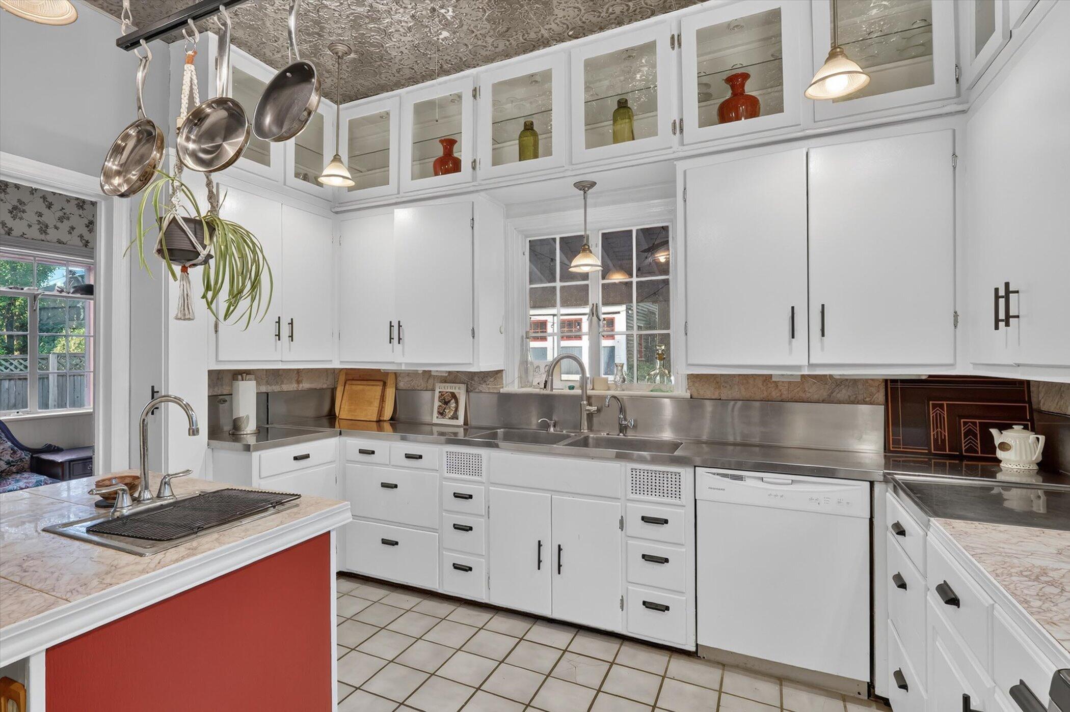22 Prospect Avenue SE Grand Rapids MI 49503