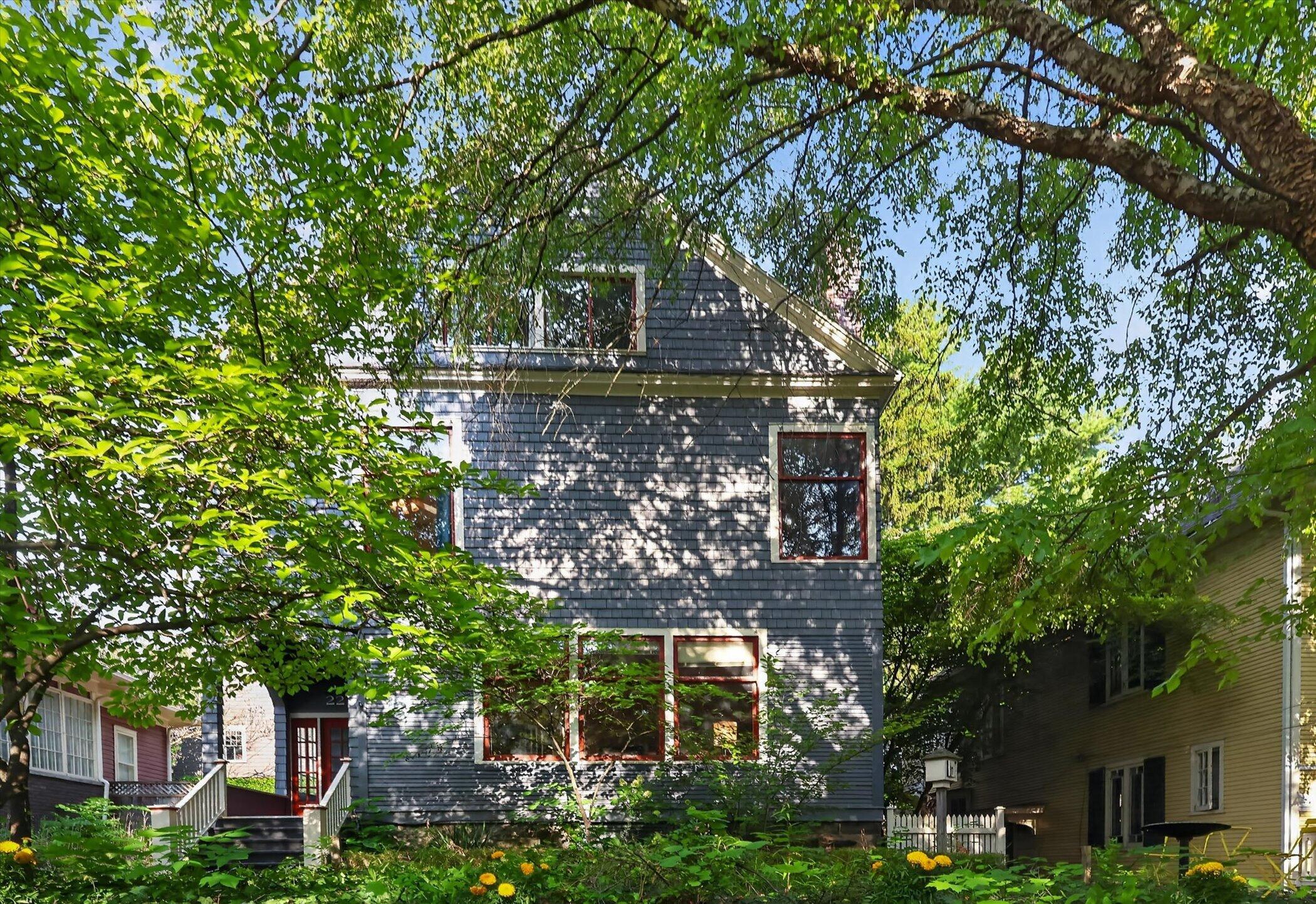 22 Prospect Avenue SE Grand Rapids MI 49503