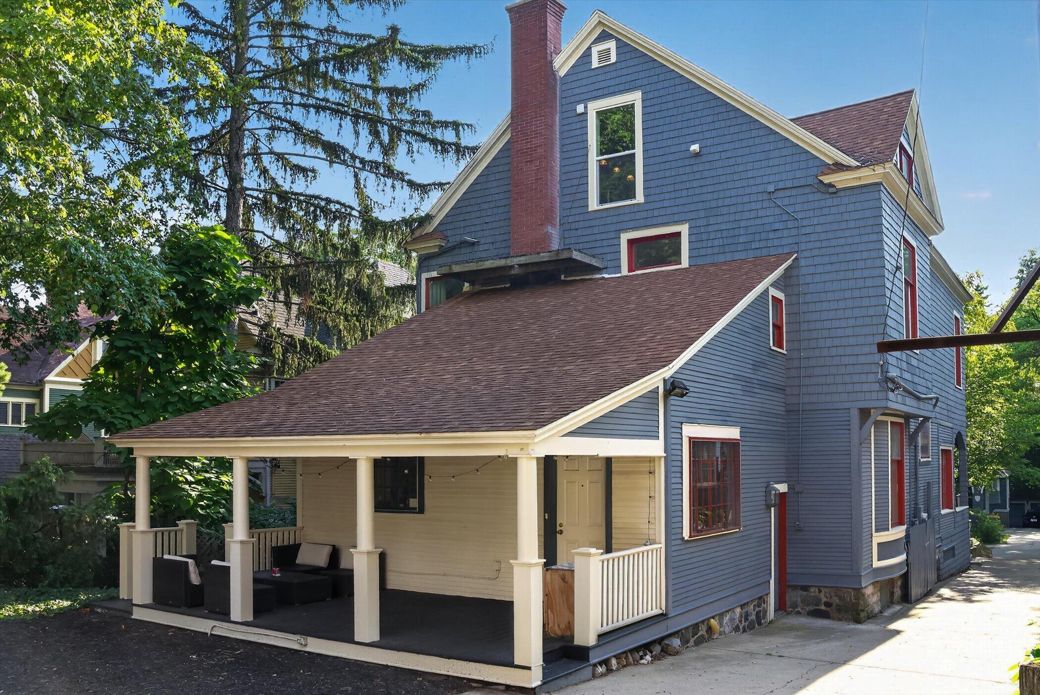 22 Prospect Avenue SE Grand Rapids MI 49503