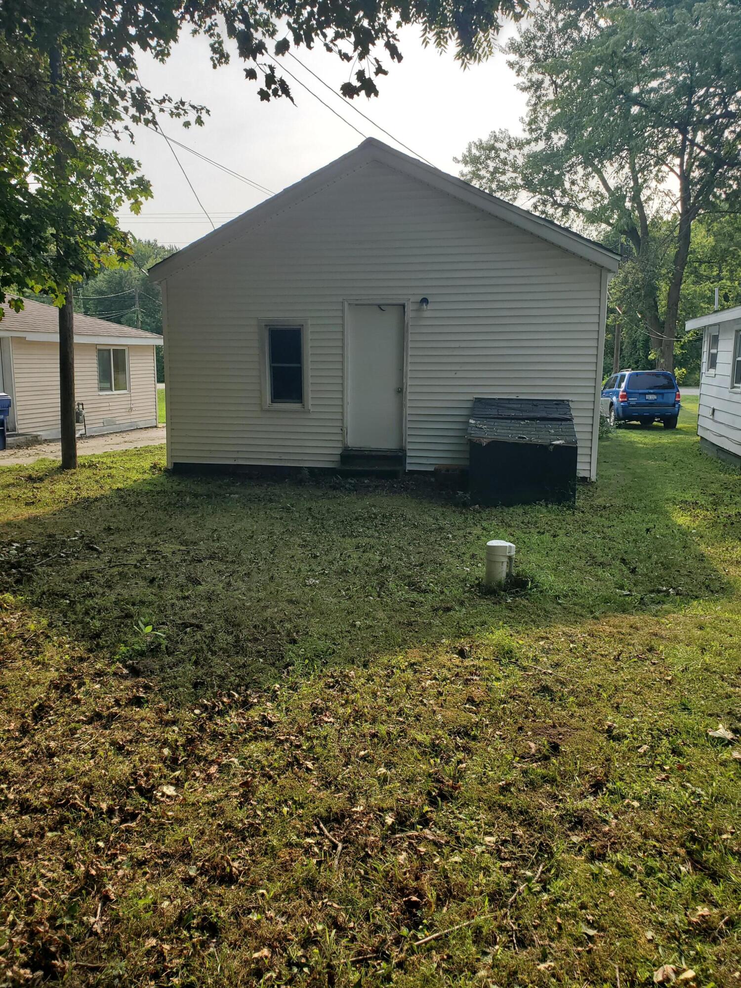 431 N Crystal Avenue Benton Harbor MI 49022