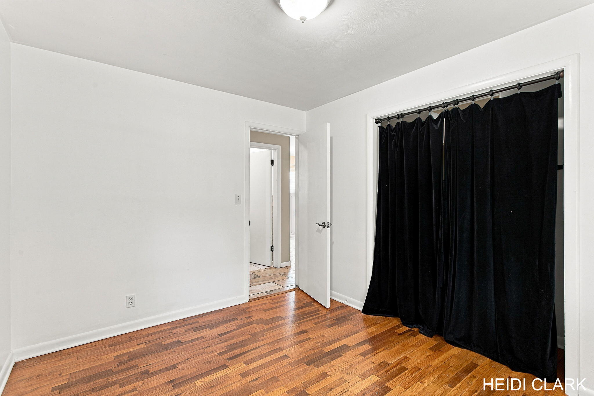 16105 Gary Avenue Grand Haven MI 49417