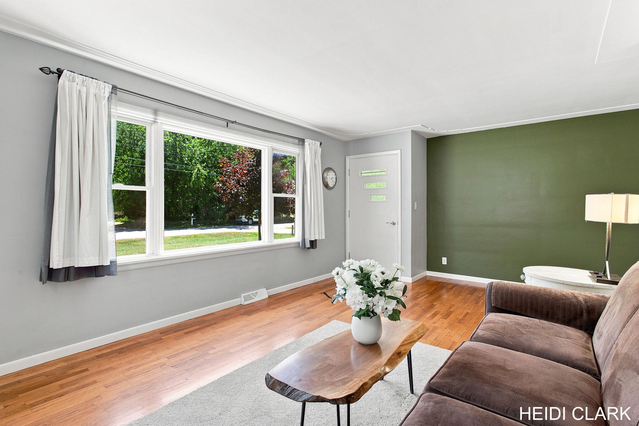 16105 Gary Avenue Grand Haven MI 49417