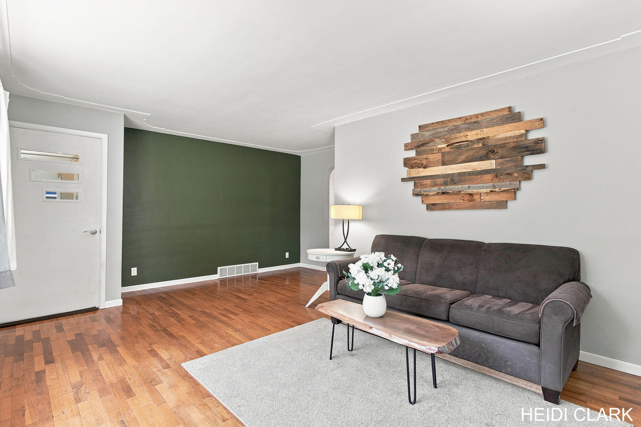 16105 Gary Avenue Grand Haven MI 49417