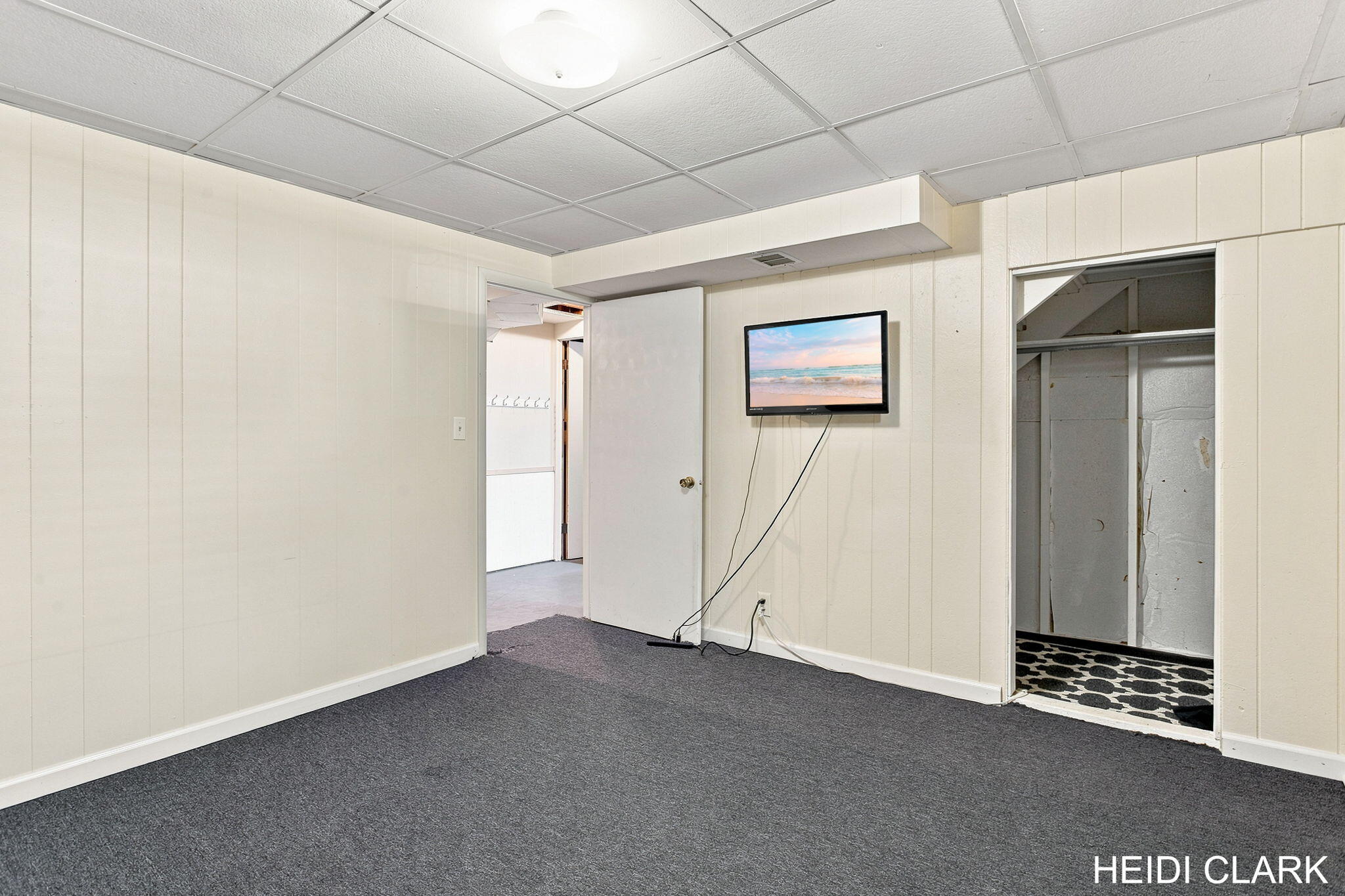 16105 Gary Avenue Grand Haven MI 49417