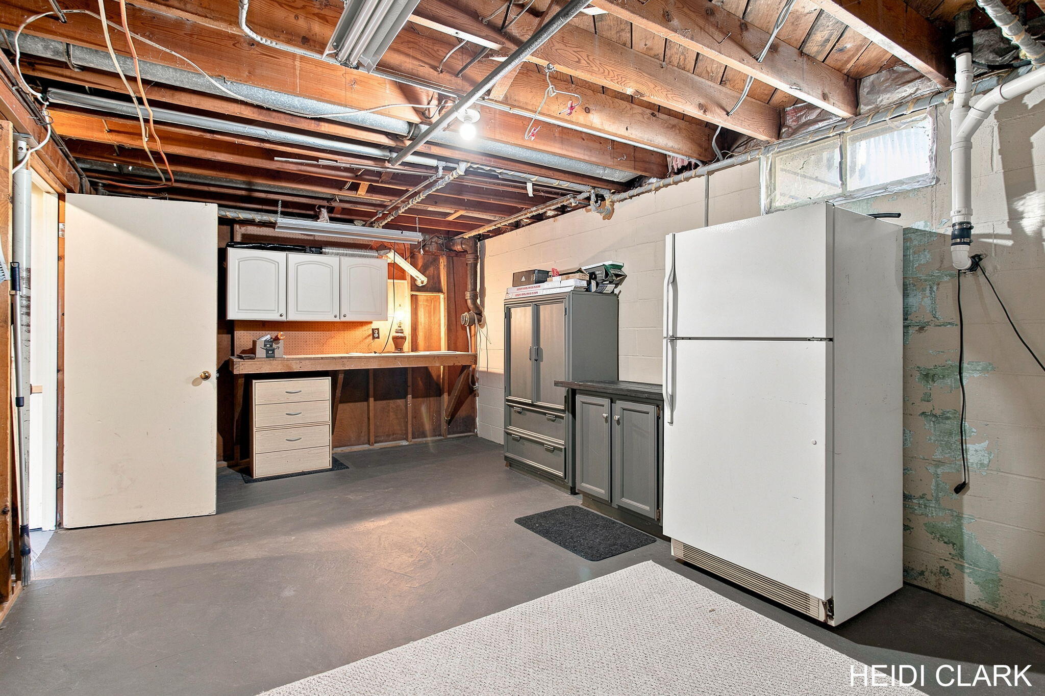 16105 Gary Avenue Grand Haven MI 49417