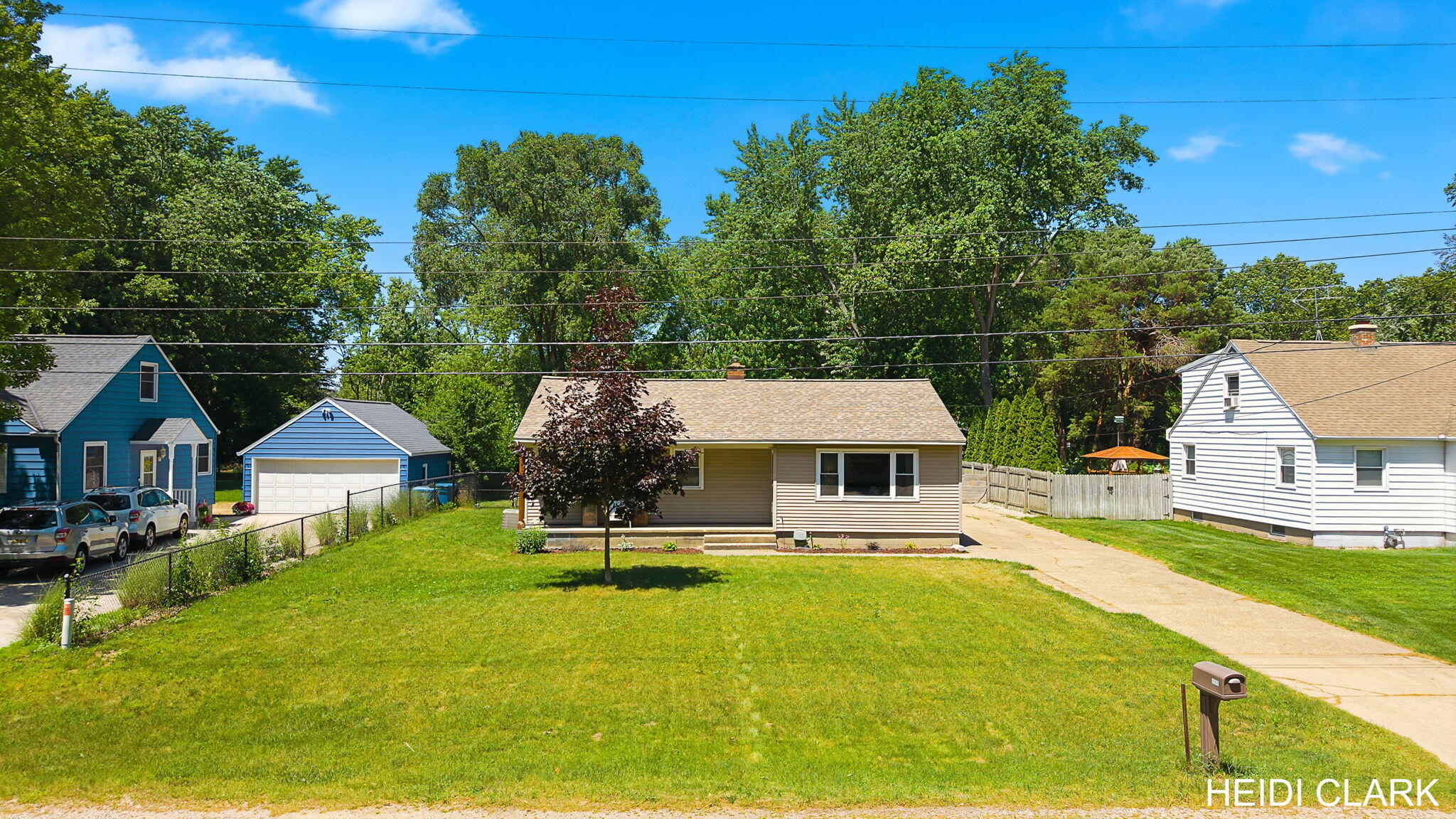 16105 Gary Avenue Grand Haven MI 49417