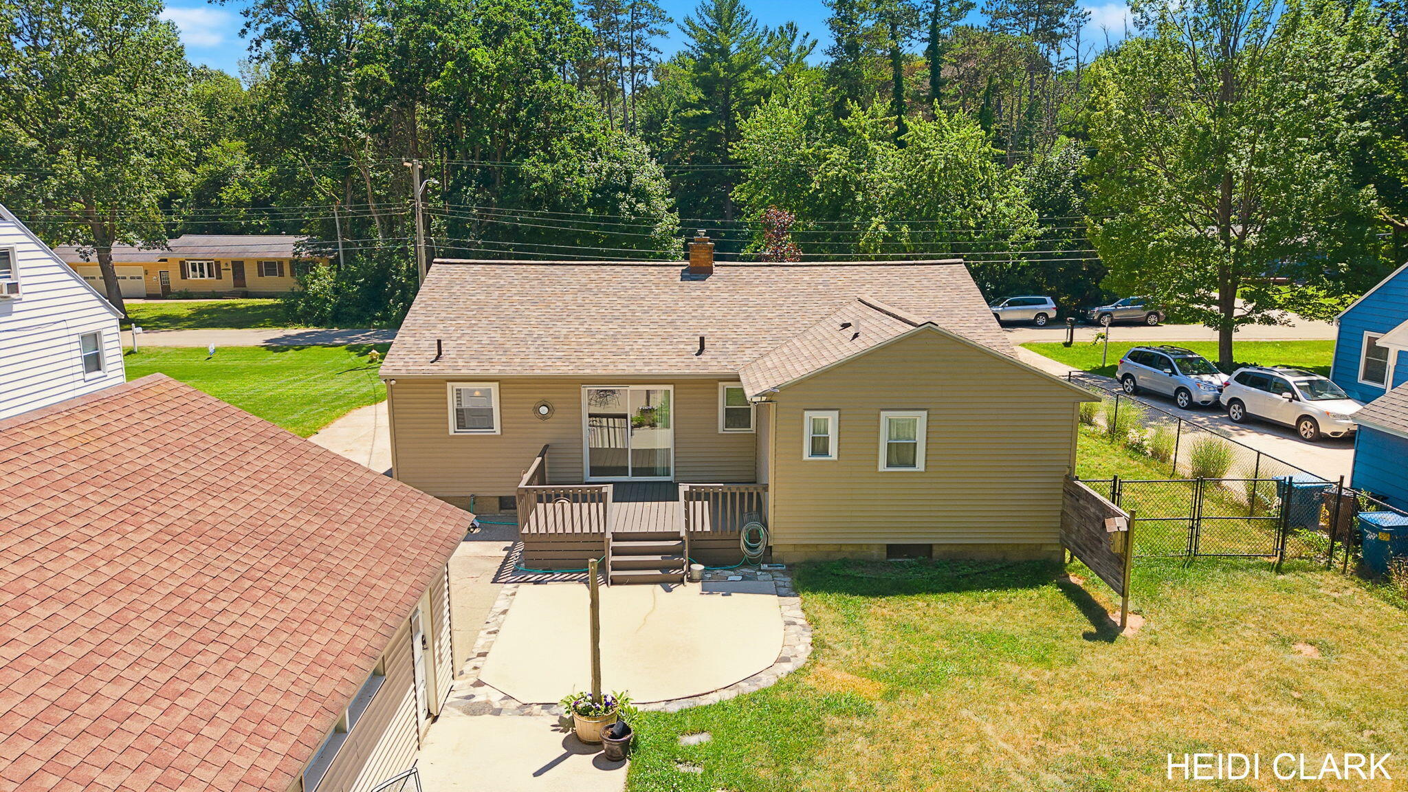 16105 Gary Avenue Grand Haven MI 49417