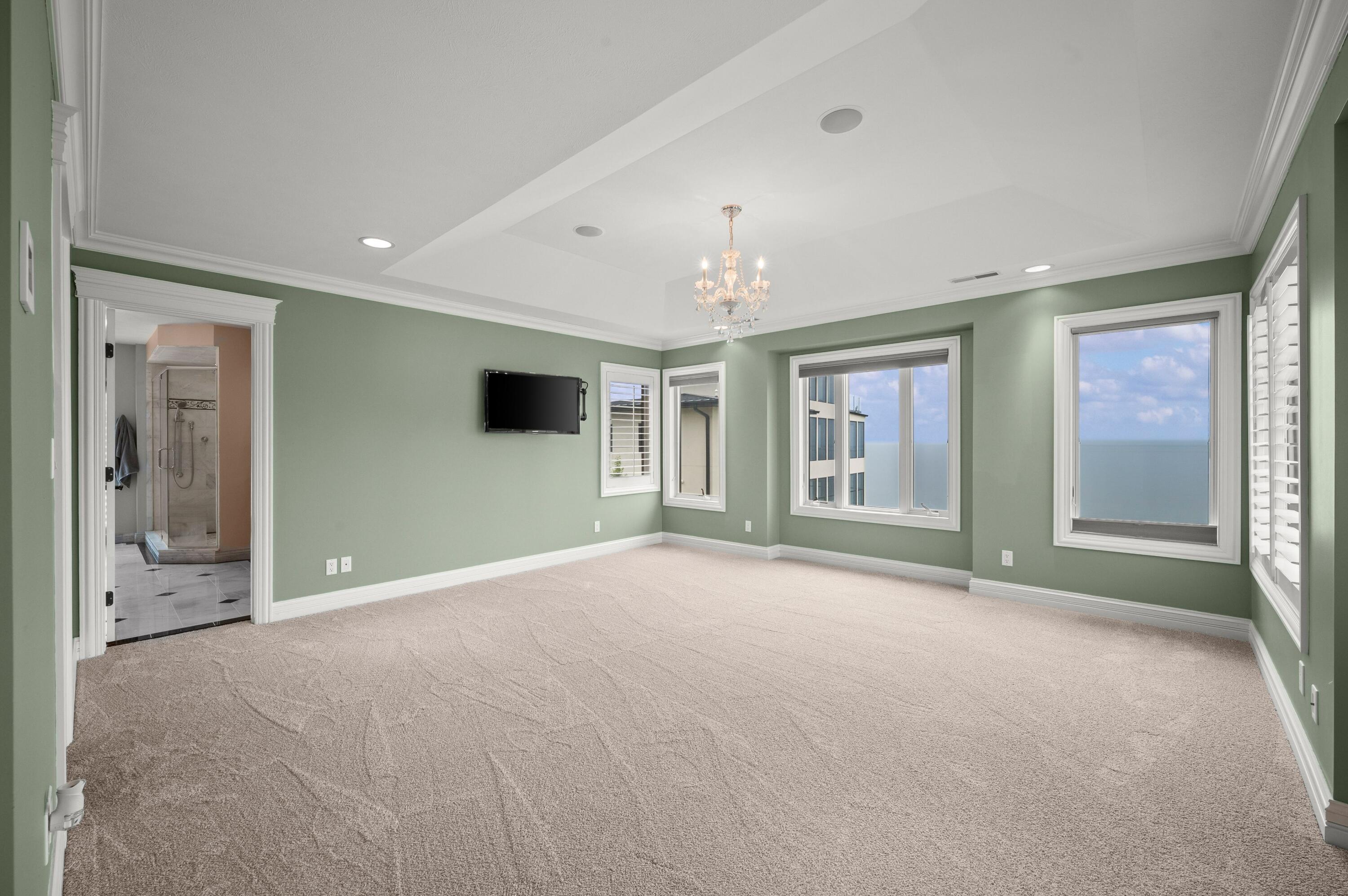 651 Sul Lago S Benton Harbor MI 49022