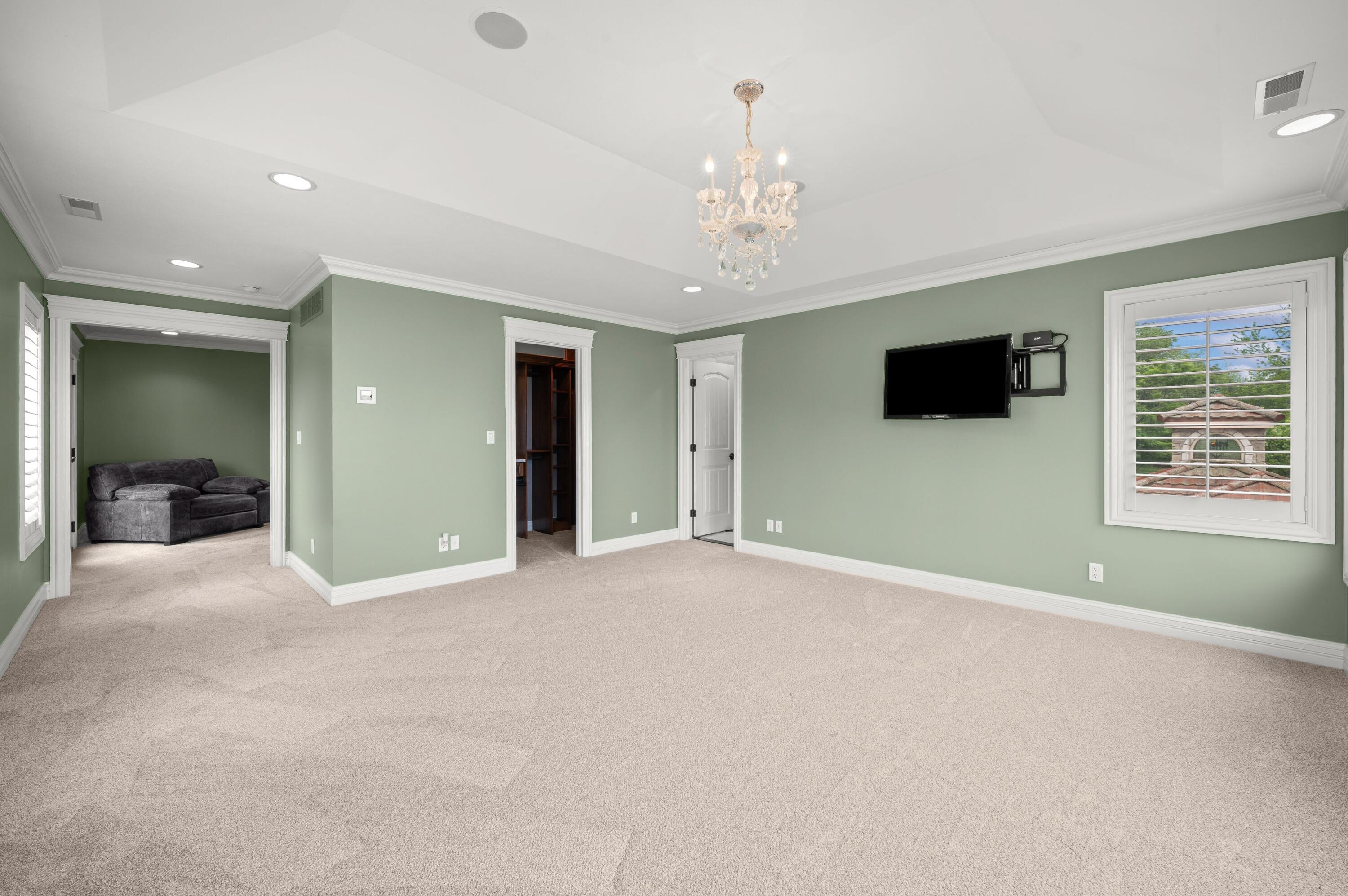 651 Sul Lago S Benton Harbor MI 49022