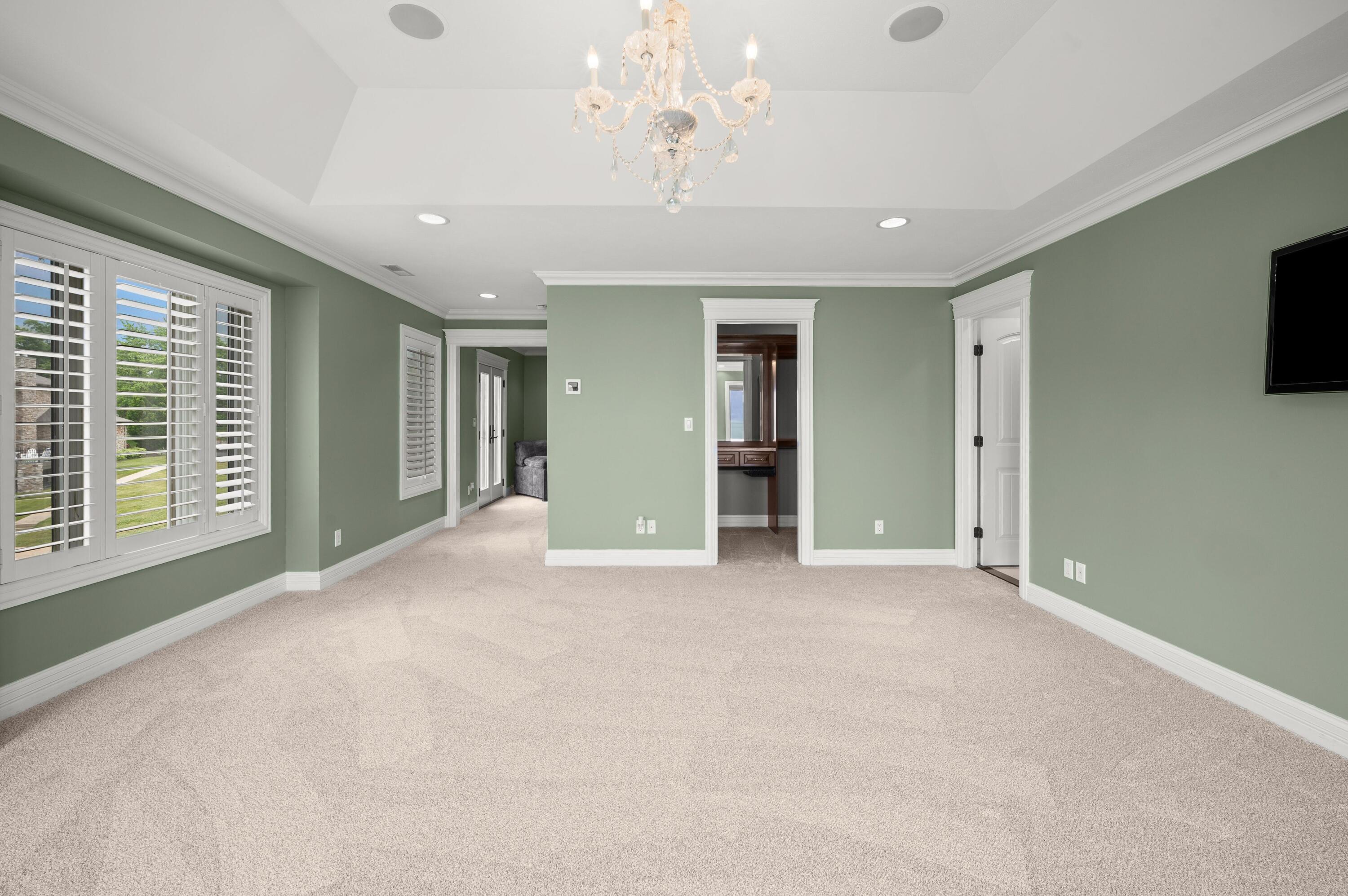 651 Sul Lago S Benton Harbor MI 49022