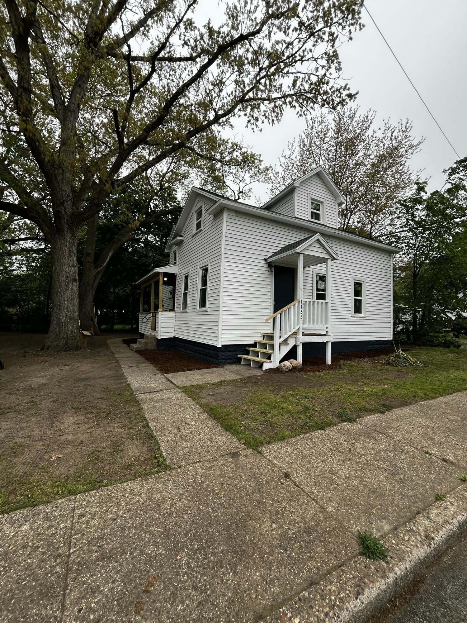 1135 Holt Street Muskegon MI 49442