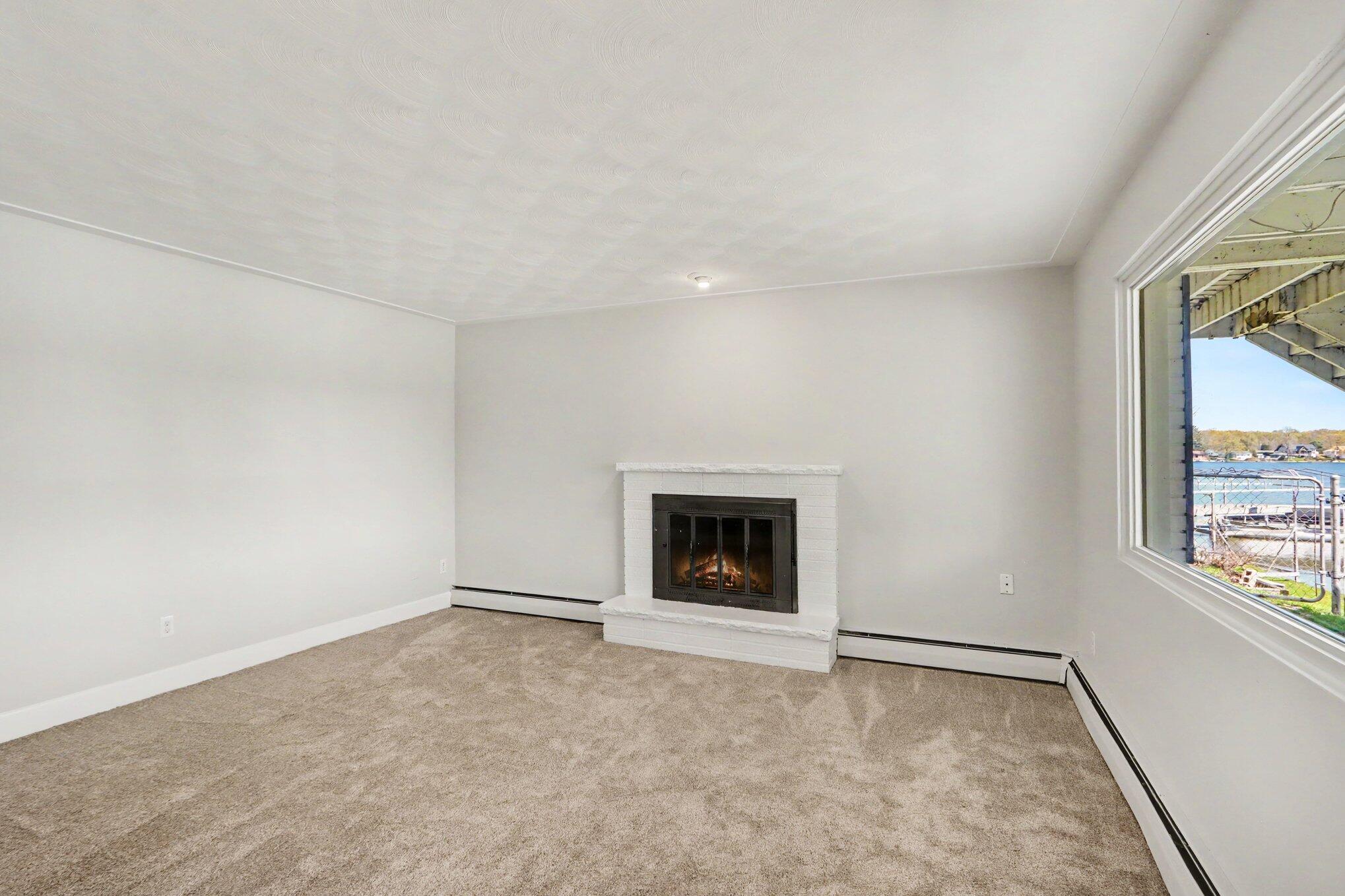 468 Crooked Lake Drive W Kalamazoo MI 49009