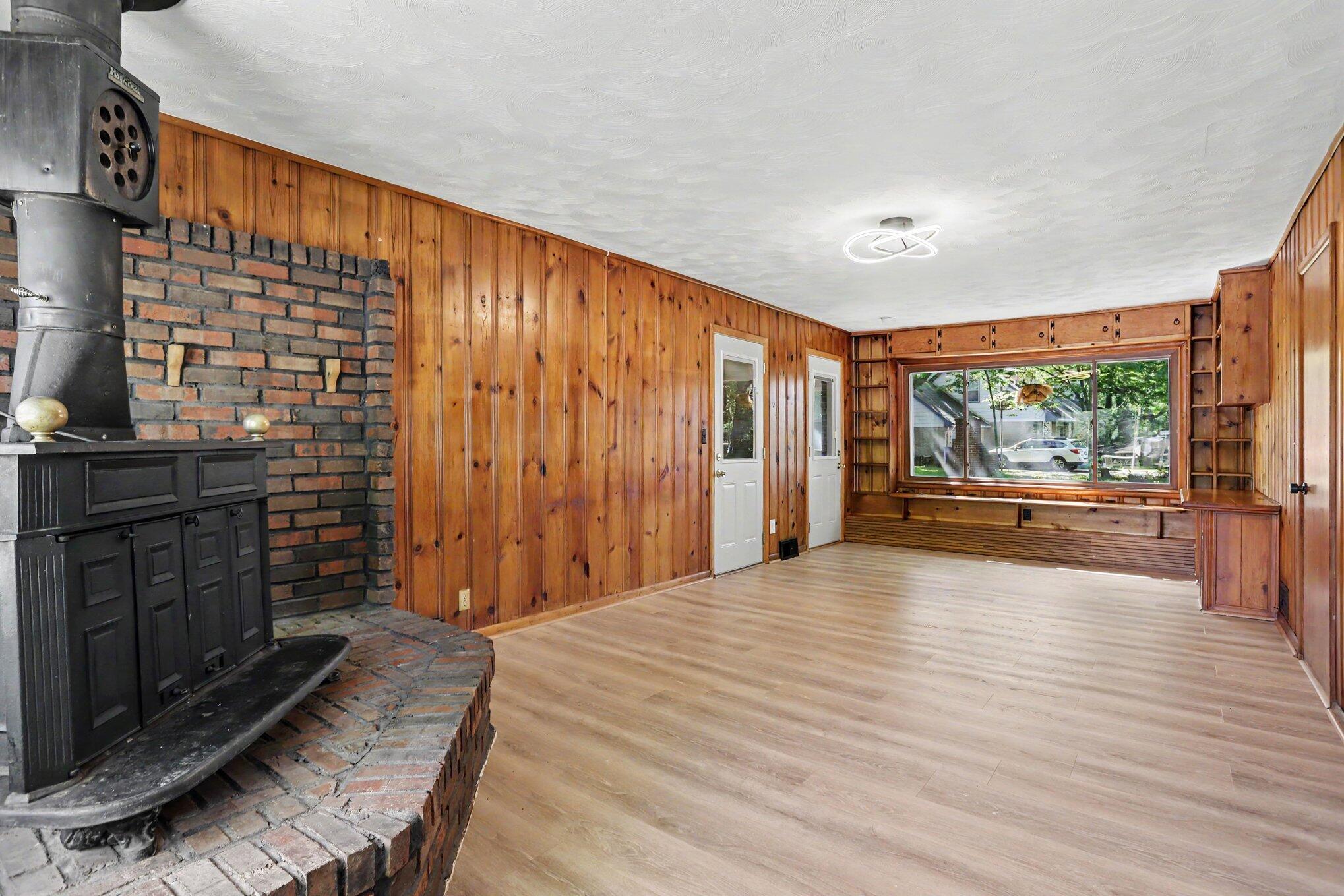 2716 Gull Road Kalamazoo MI 49048