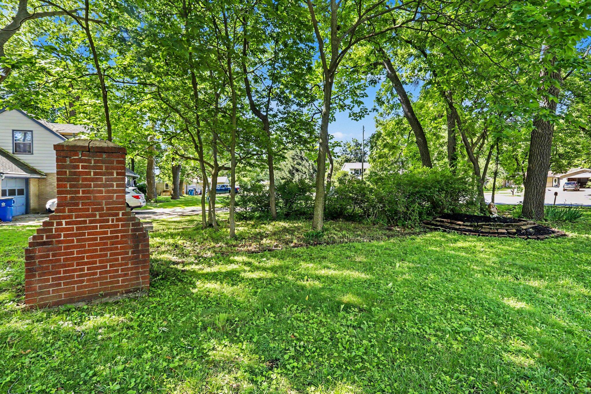 2716 Gull Road Kalamazoo MI 49048