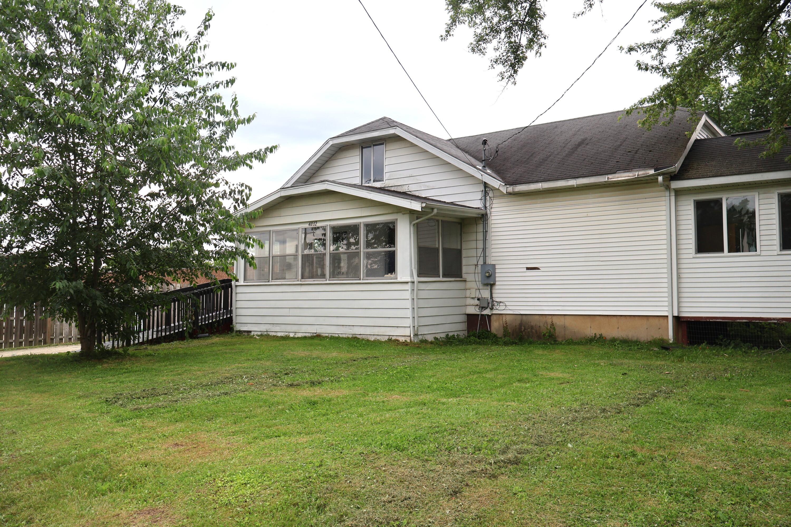 4032 Richmond Street NW Grand Rapids MI 49534