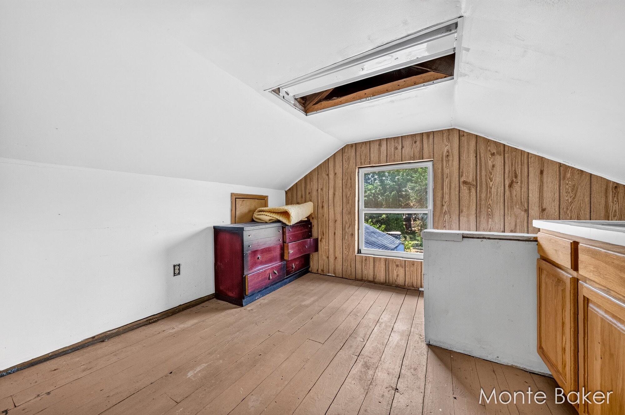 4032 Richmond Street NW Grand Rapids MI 49534