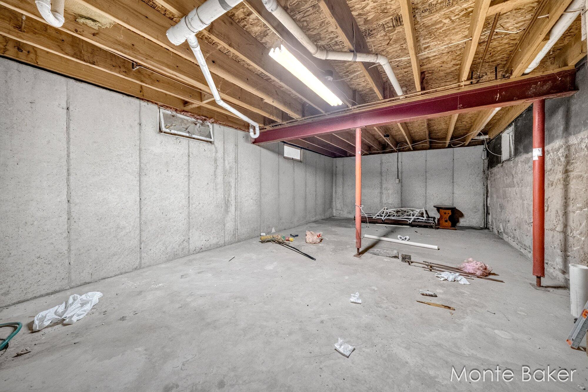 4032 Richmond Street NW Grand Rapids MI 49534