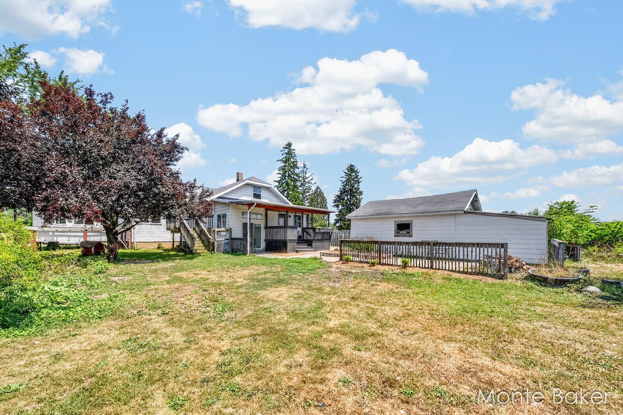 4032 Richmond Street NW Grand Rapids MI 49534