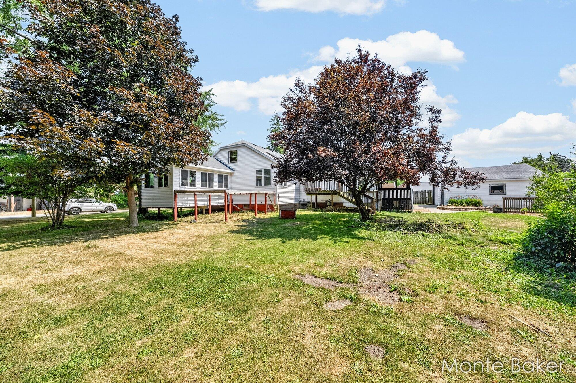 4032 Richmond Street NW Grand Rapids MI 49534