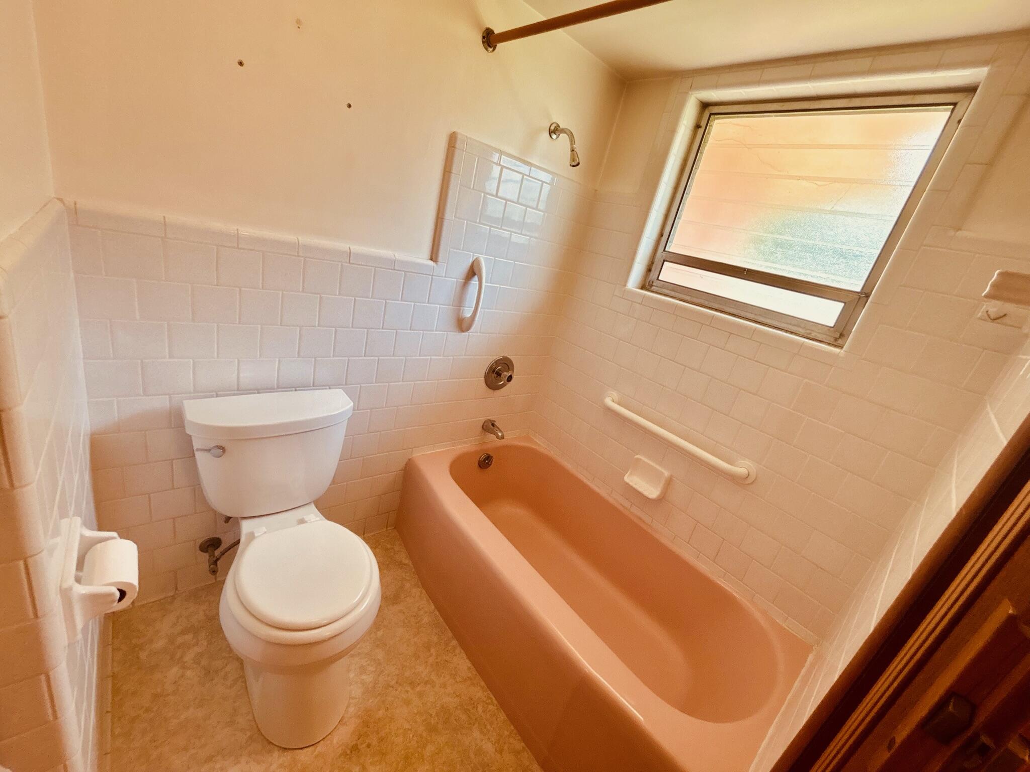 1909 Perkins Avenue NE Grand Rapids MI 49505