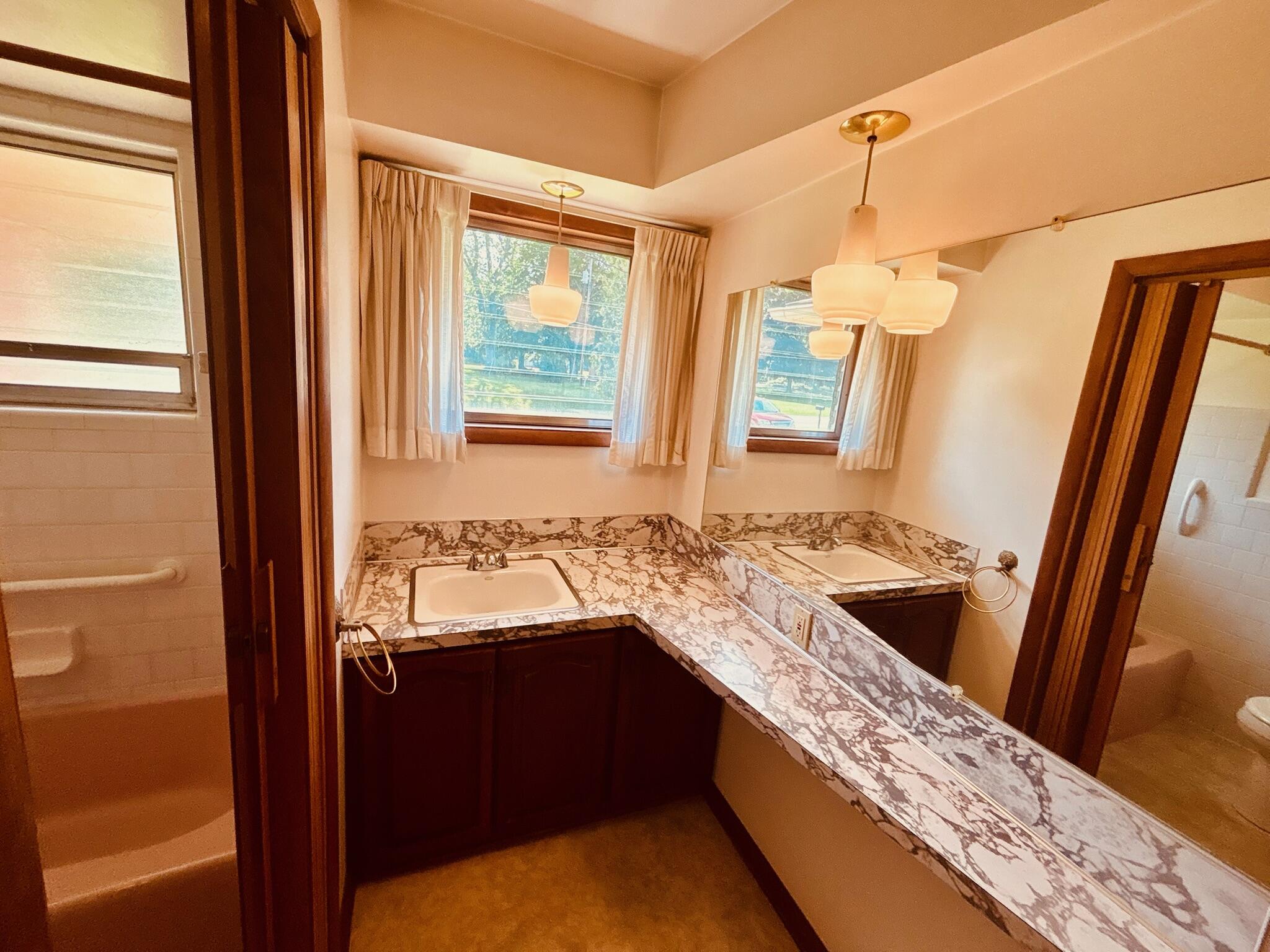 1909 Perkins Avenue NE Grand Rapids MI 49505