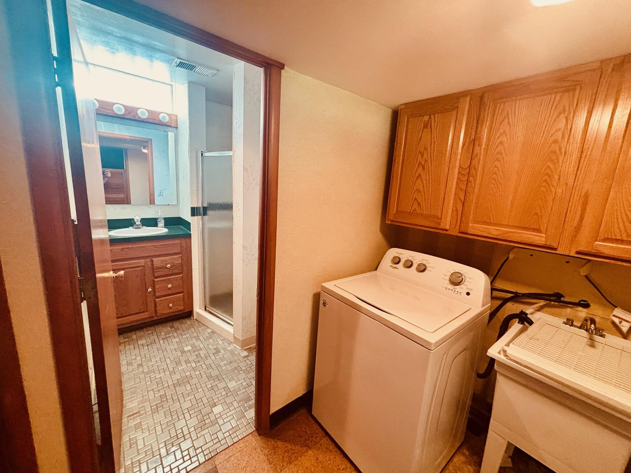 1909 Perkins Avenue NE Grand Rapids MI 49505