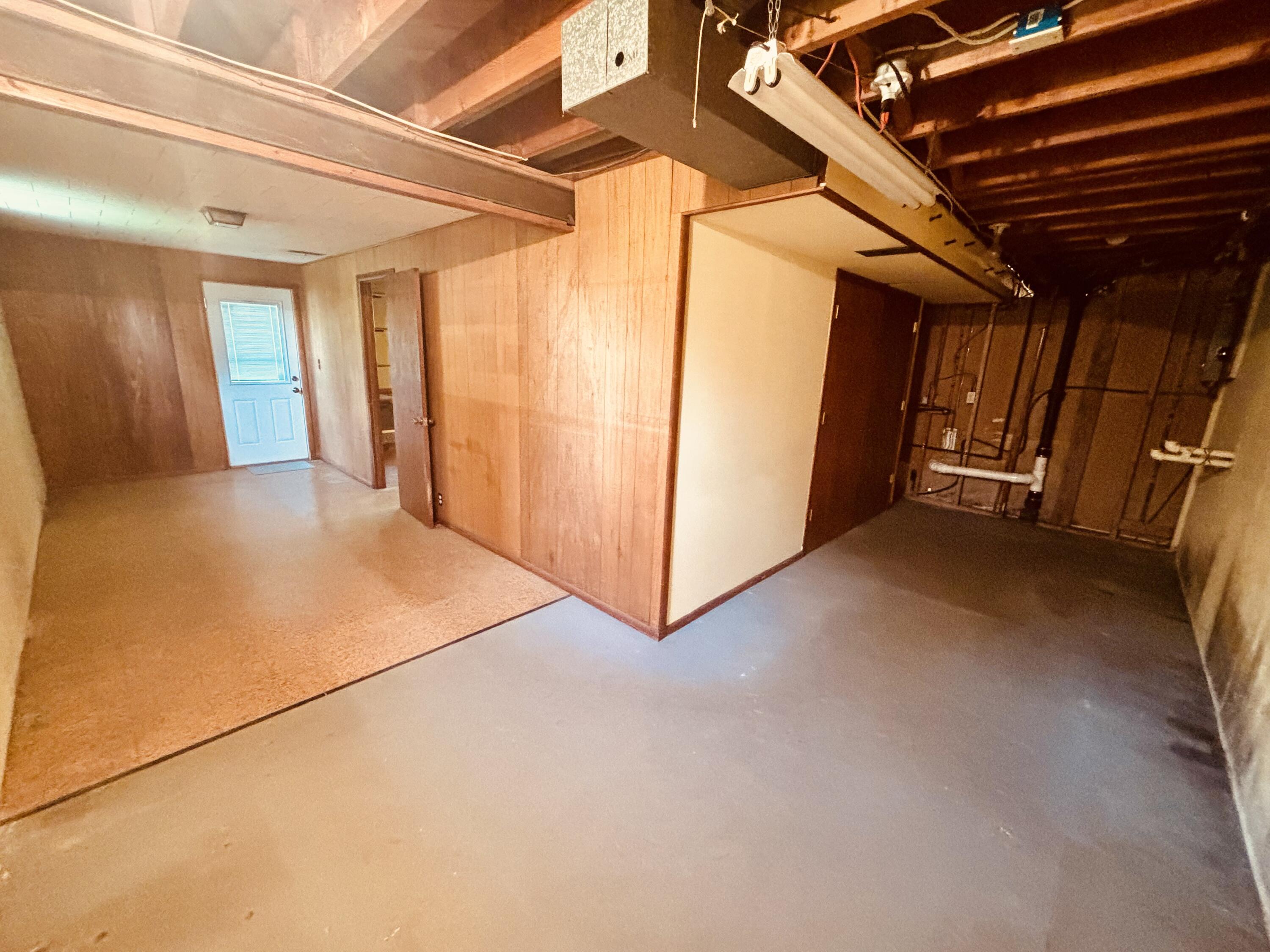 1909 Perkins Avenue NE Grand Rapids MI 49505
