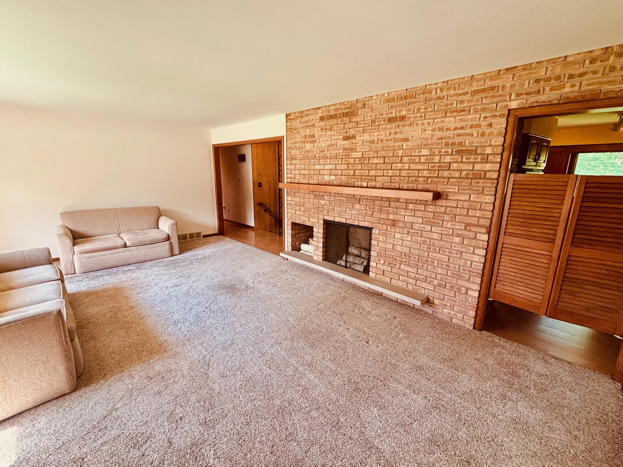 1909 Perkins Avenue NE Grand Rapids MI 49505