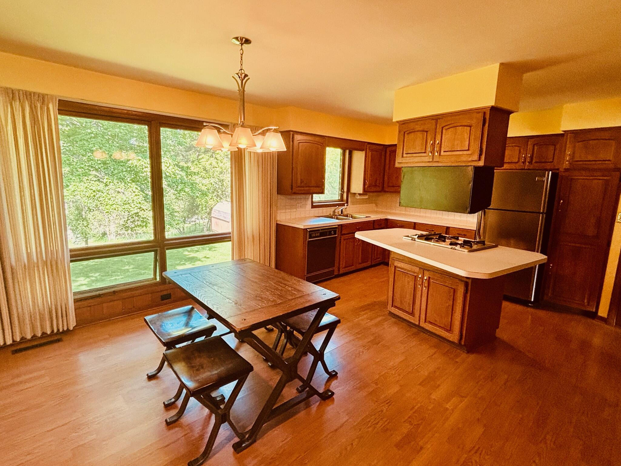 1909 Perkins Avenue NE Grand Rapids MI 49505