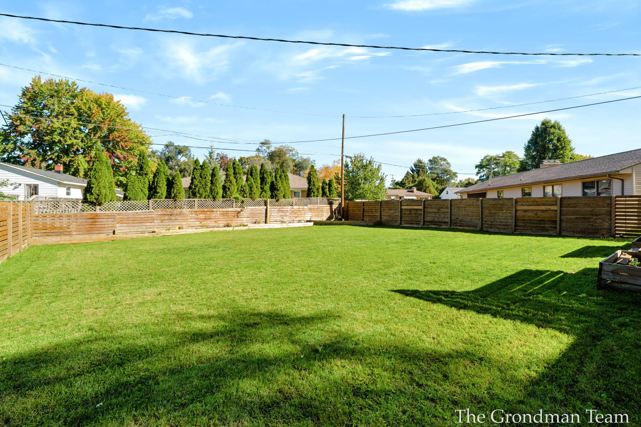 2141 Apple Avenue NW Grand Rapids MI 49504