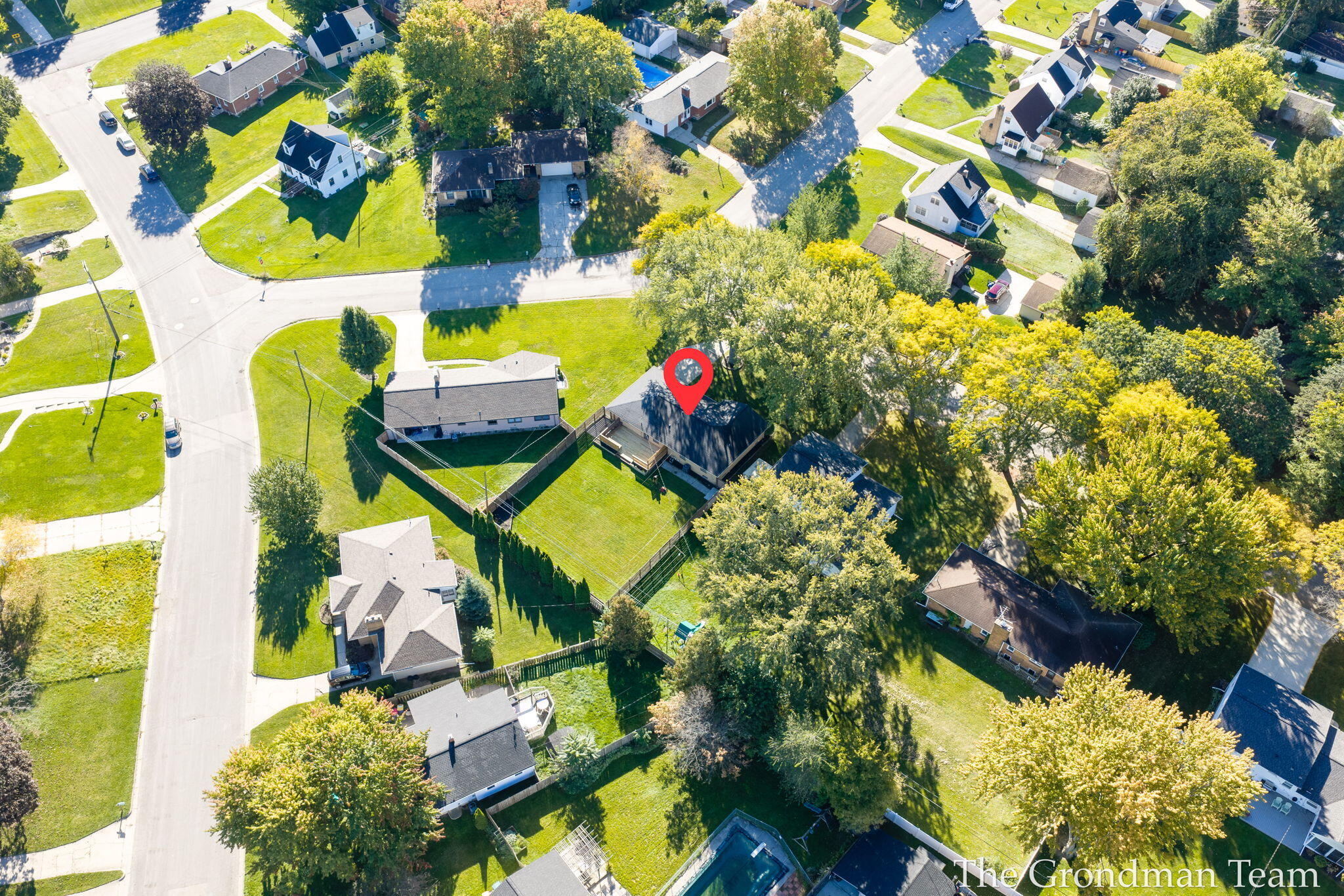 2141 Apple Avenue NW Grand Rapids MI 49504